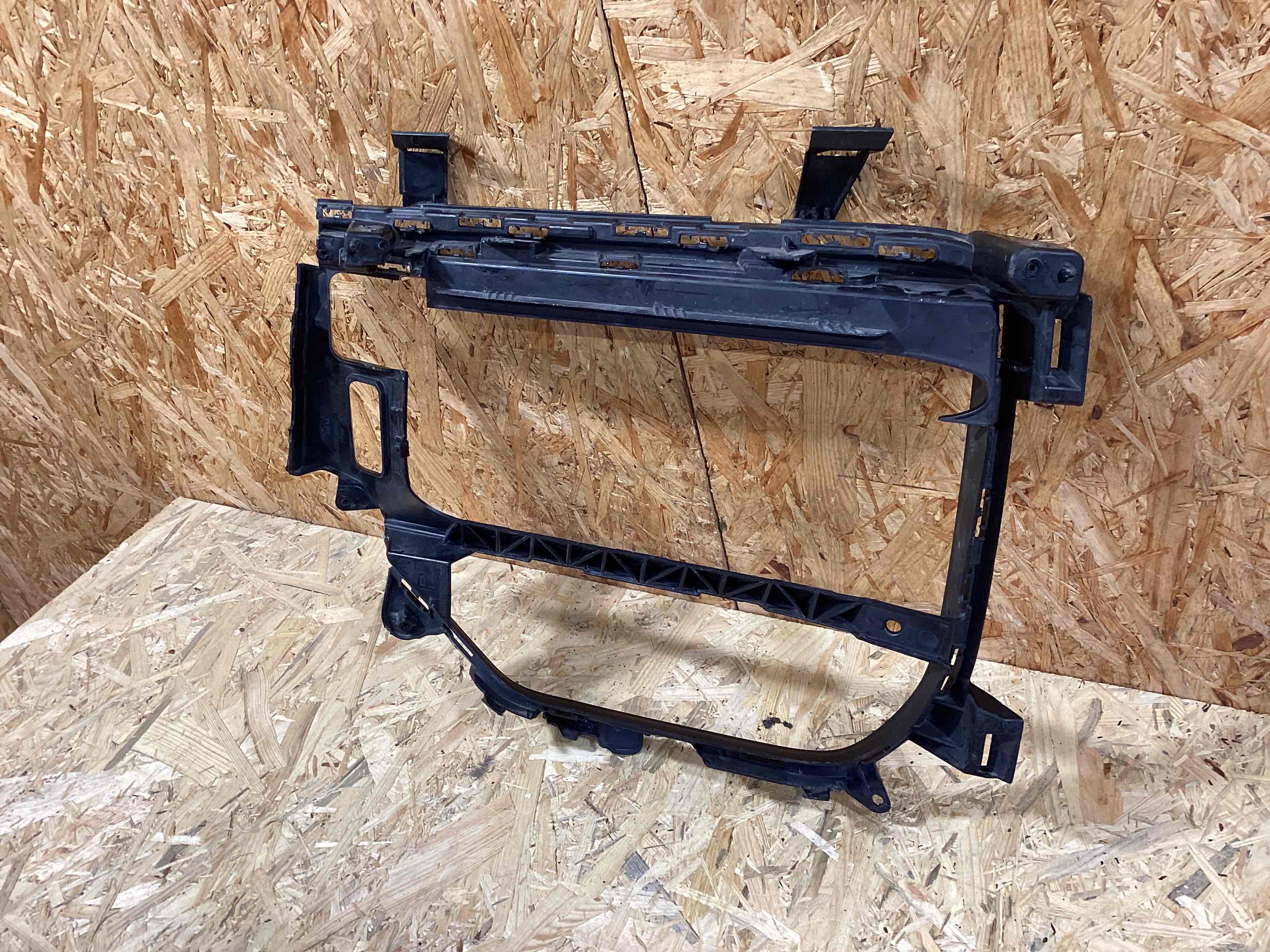 Заглушка, вставка (решетка) в бампер Porsche Cayenne 260326-122