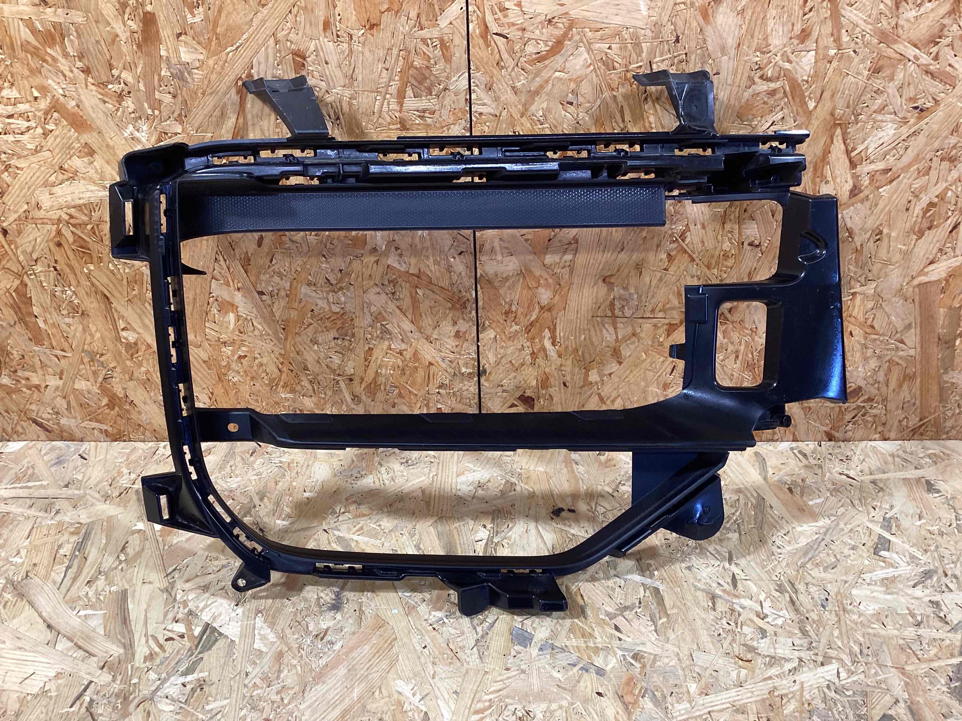 Заглушка, вставка (решетка) в бампер Porsche Cayenne 260326-122