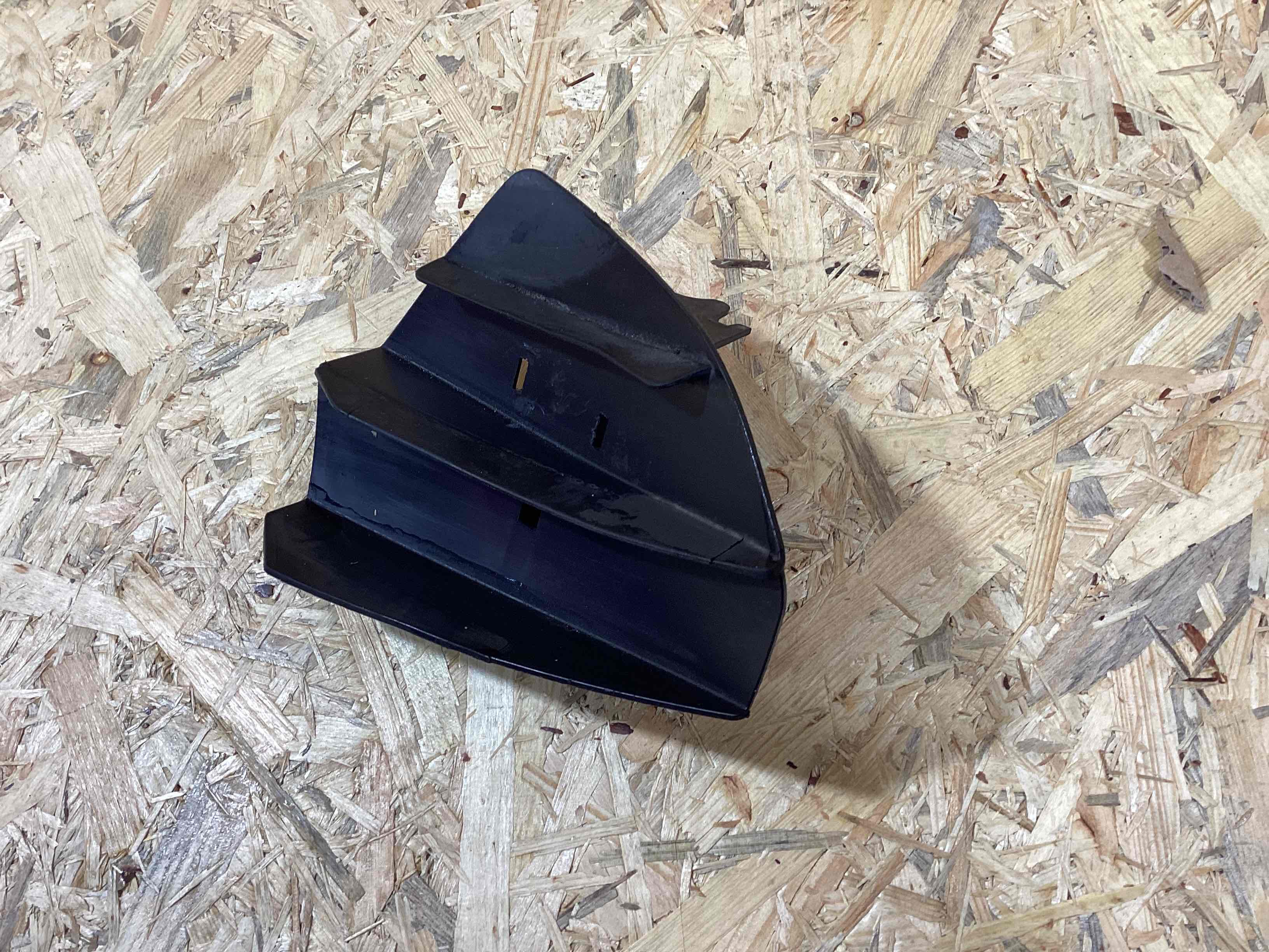 Брызговик Porsche Cayenne 260326-123