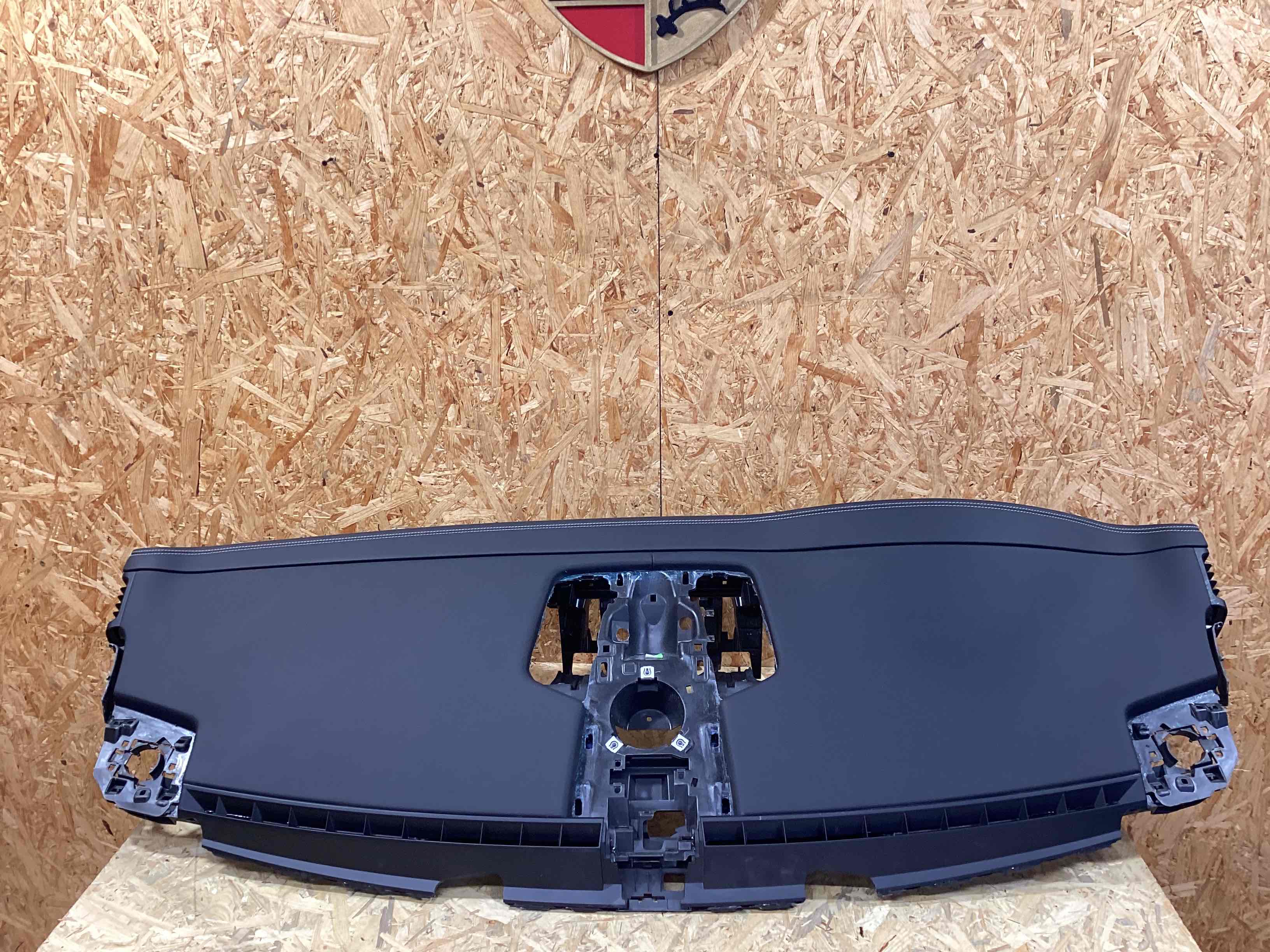 Панель передняя салона (торпедо) Porsche Cayenne 260326-130