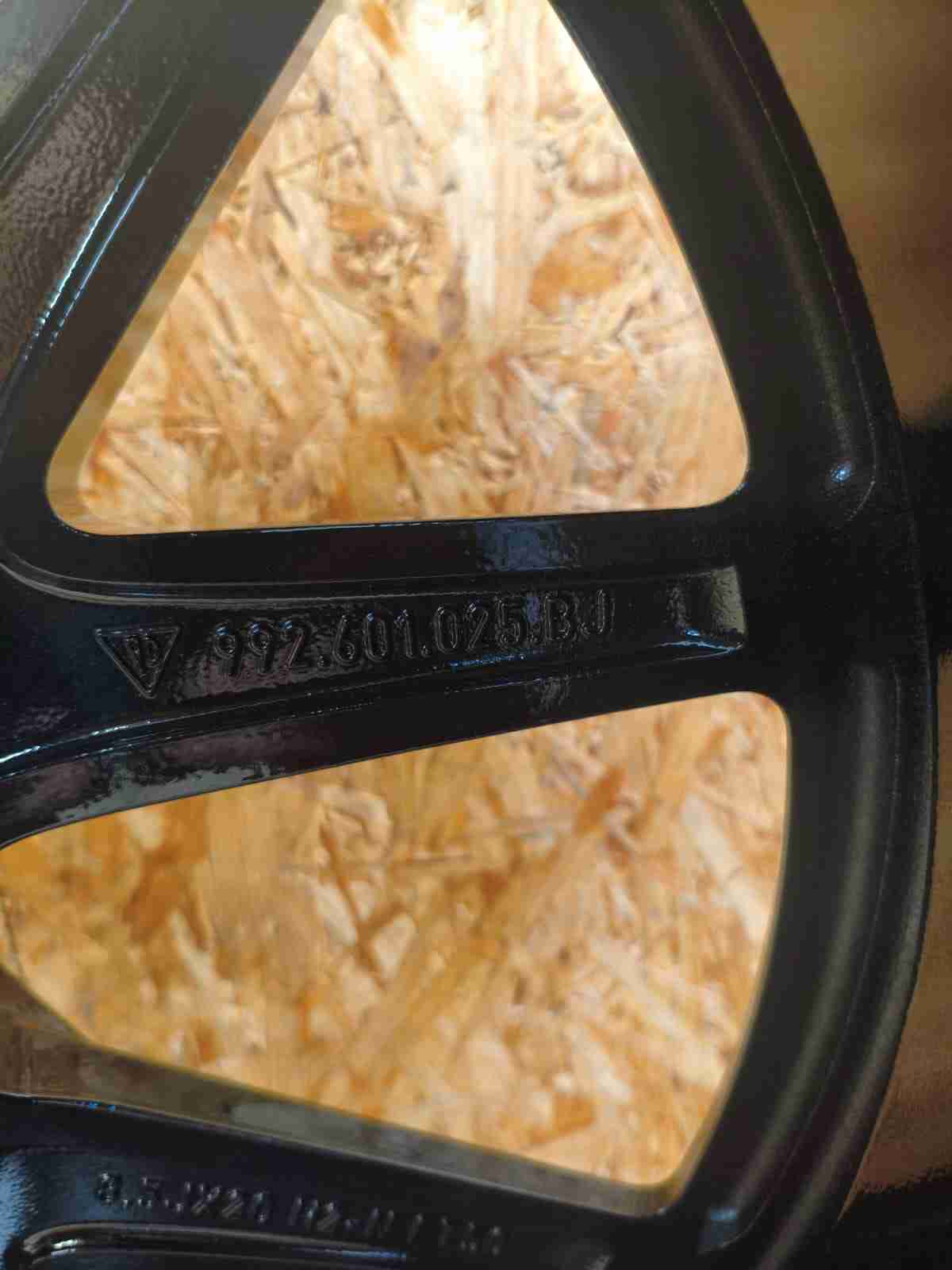 Диск Porsche 911 260626-101