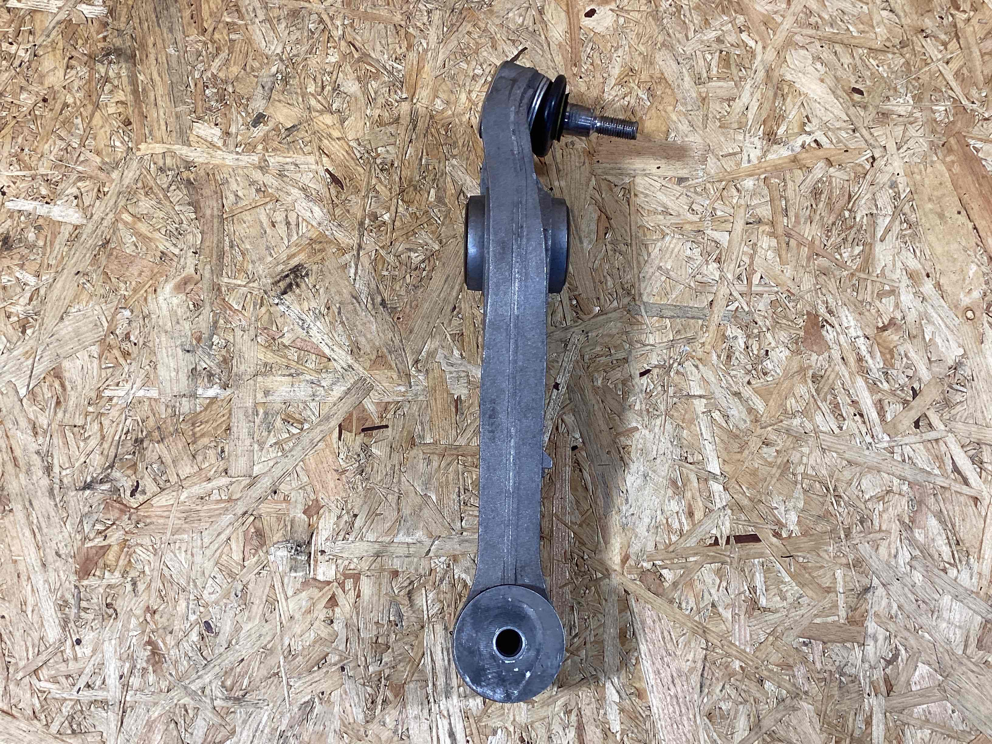 Рычаг передний левый Porsche 911 260925-105