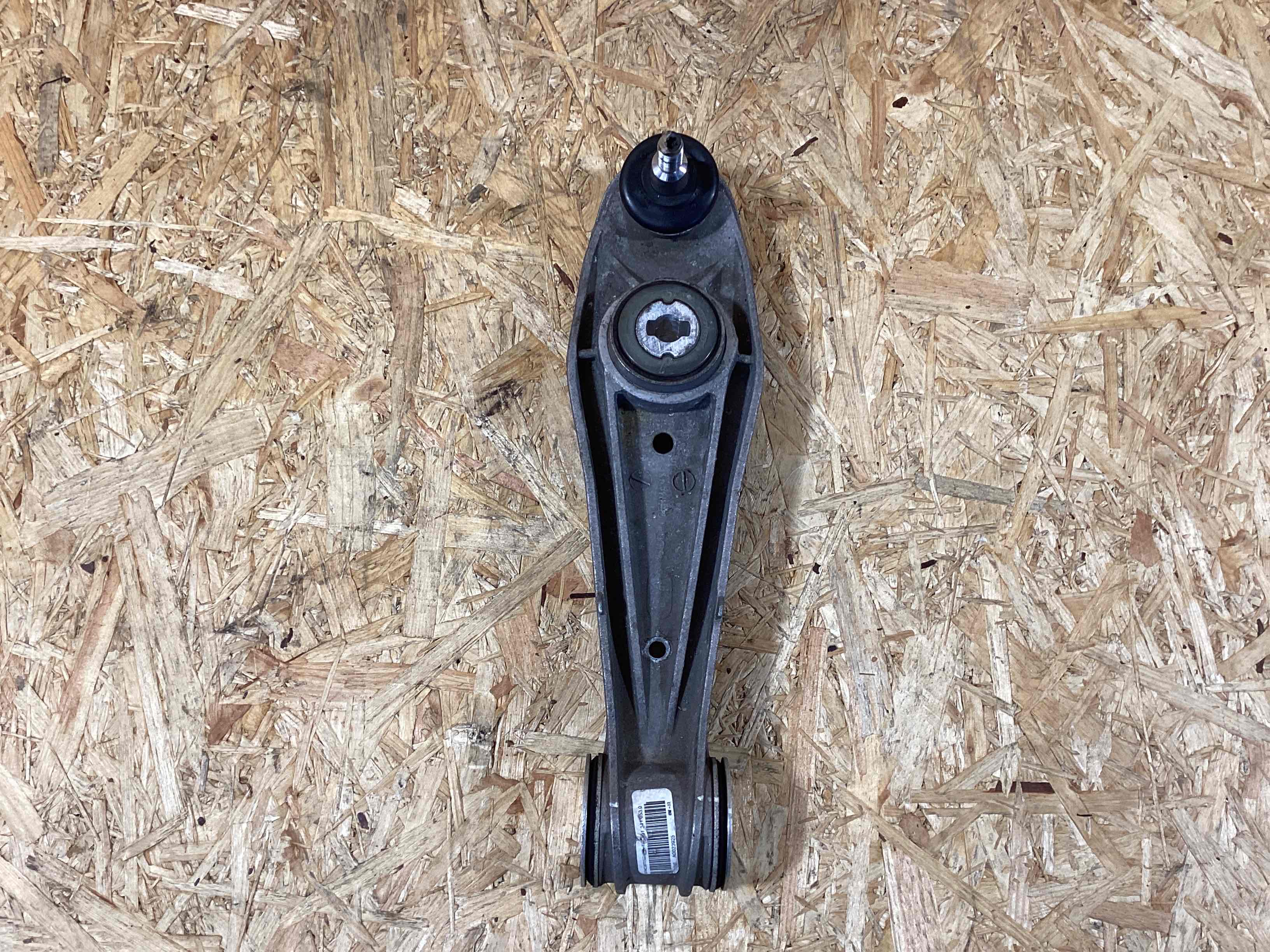 Рычаг передний левый Porsche 911 260925-105