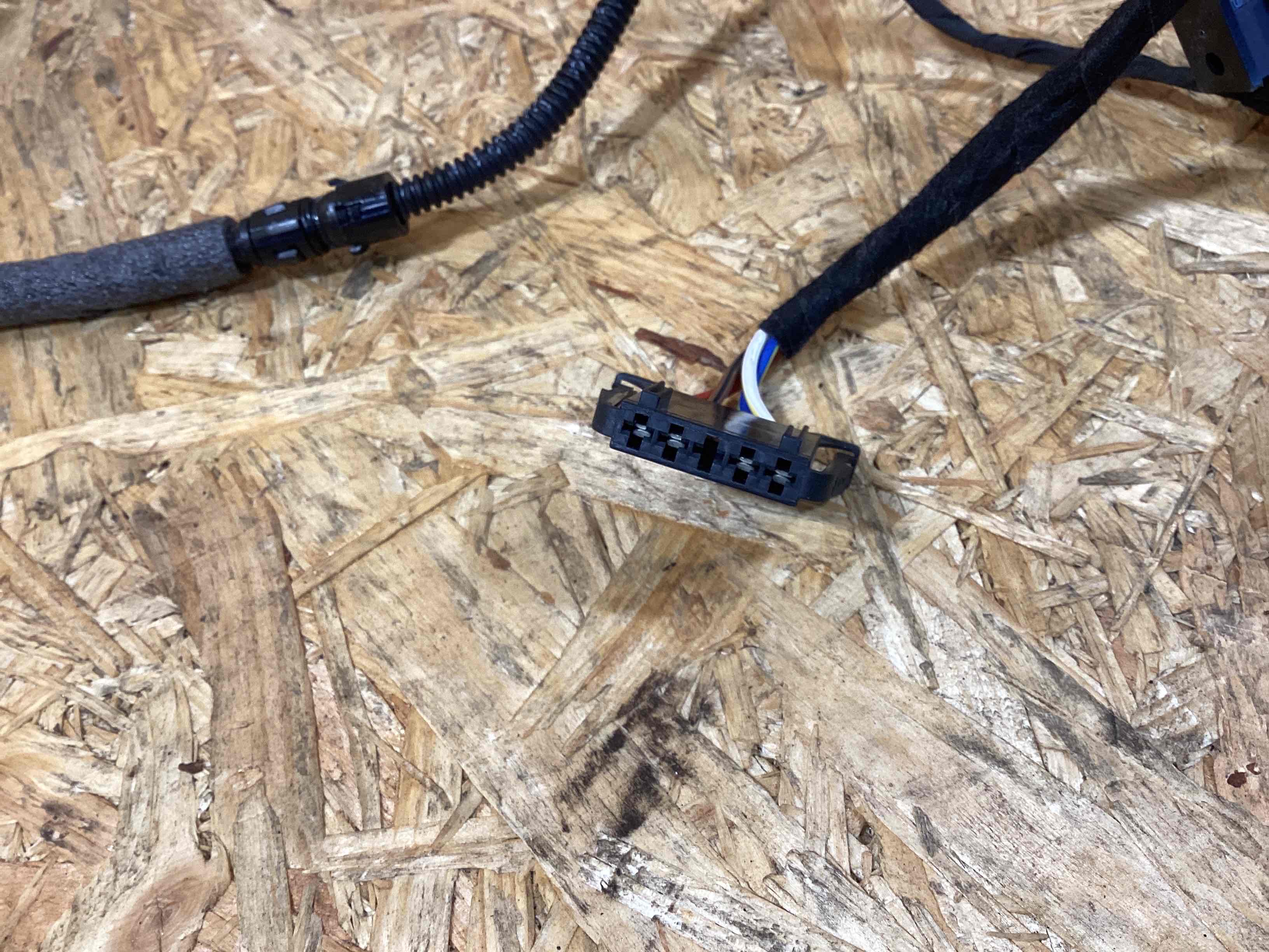 Электропроводка (коса) Porsche Macan 260925-112