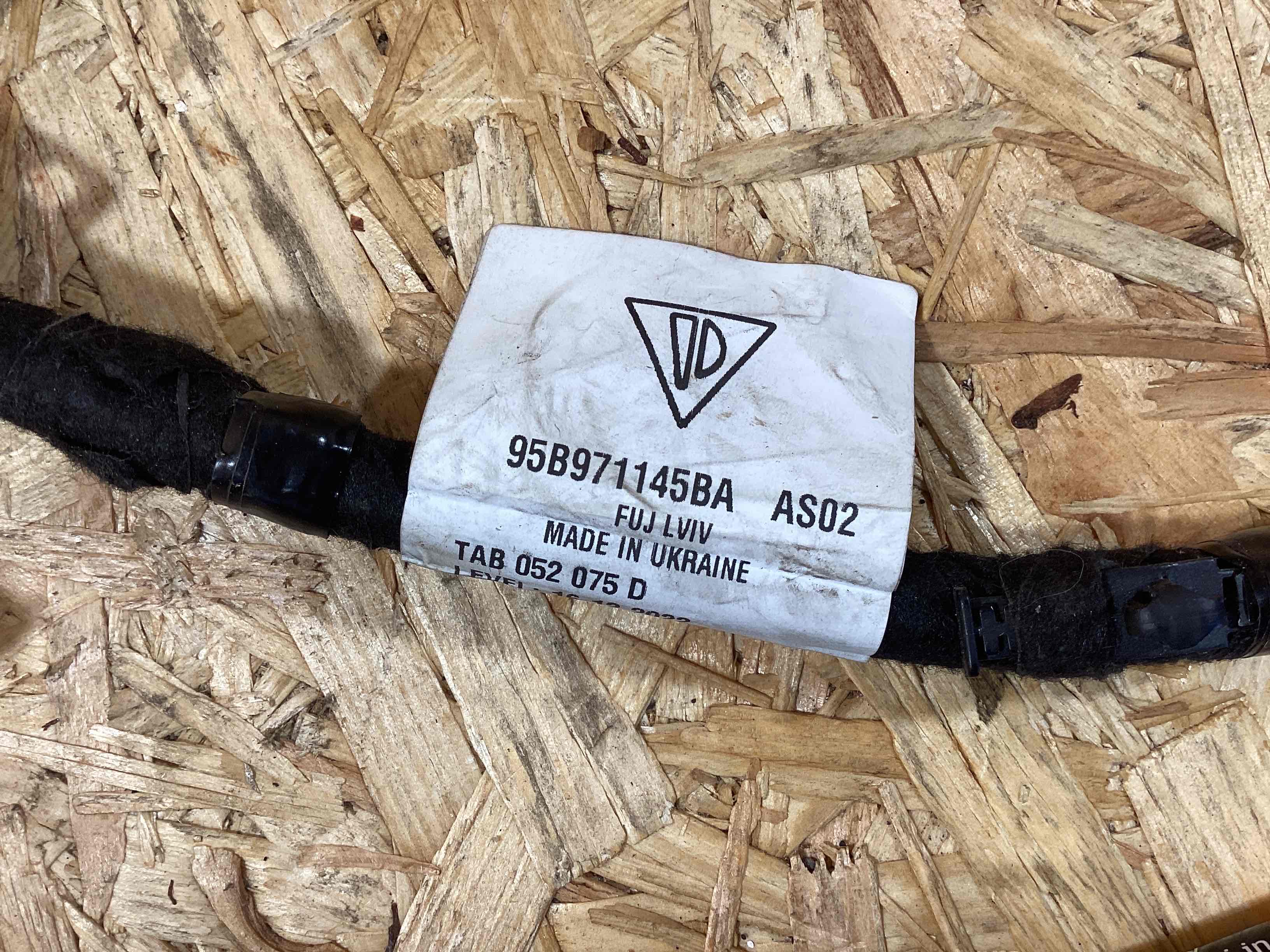 Электропроводка (коса) Porsche Macan 260925-112