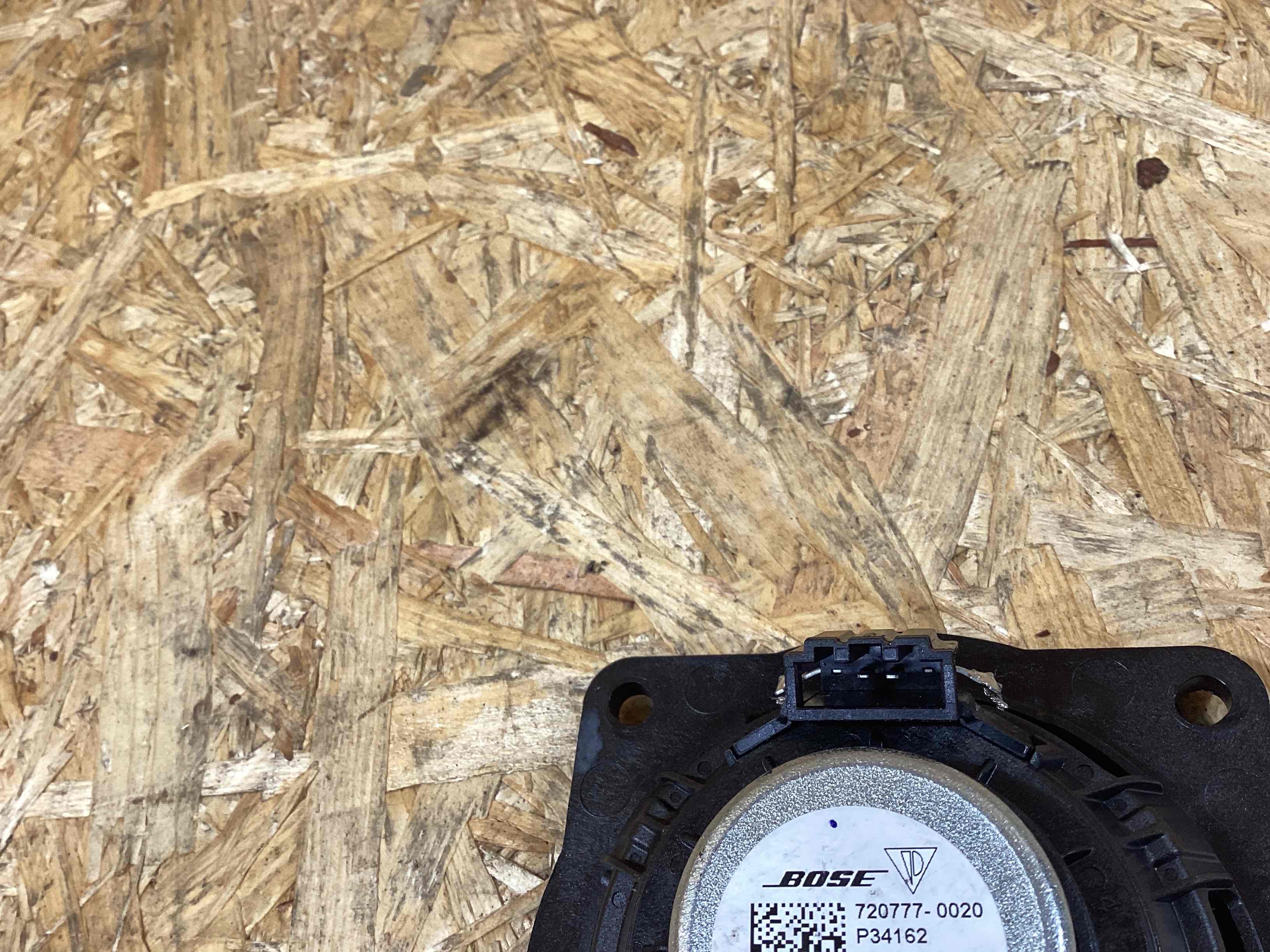 Динамик Porsche Panamera 260925-114