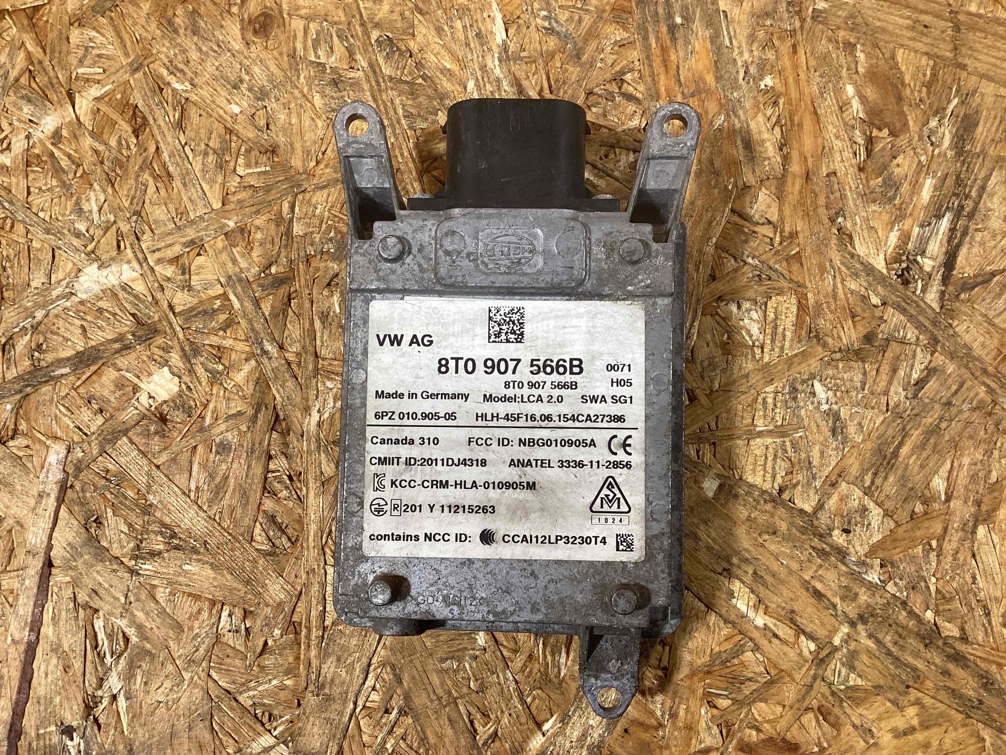 Активный круиз-контроль Porsche Macan 261125-106