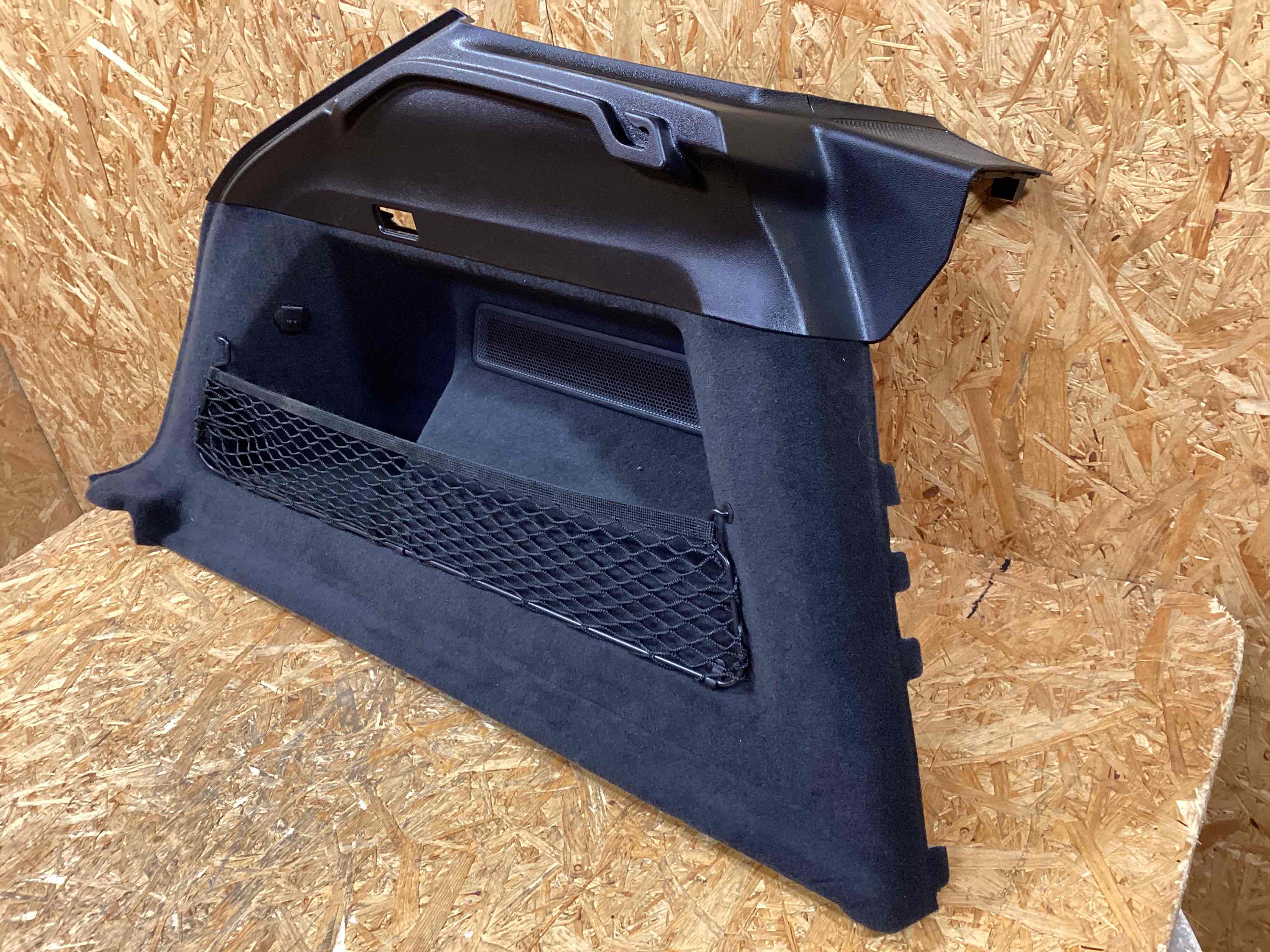 Обшивка салона Porsche Cayenne 261125-111