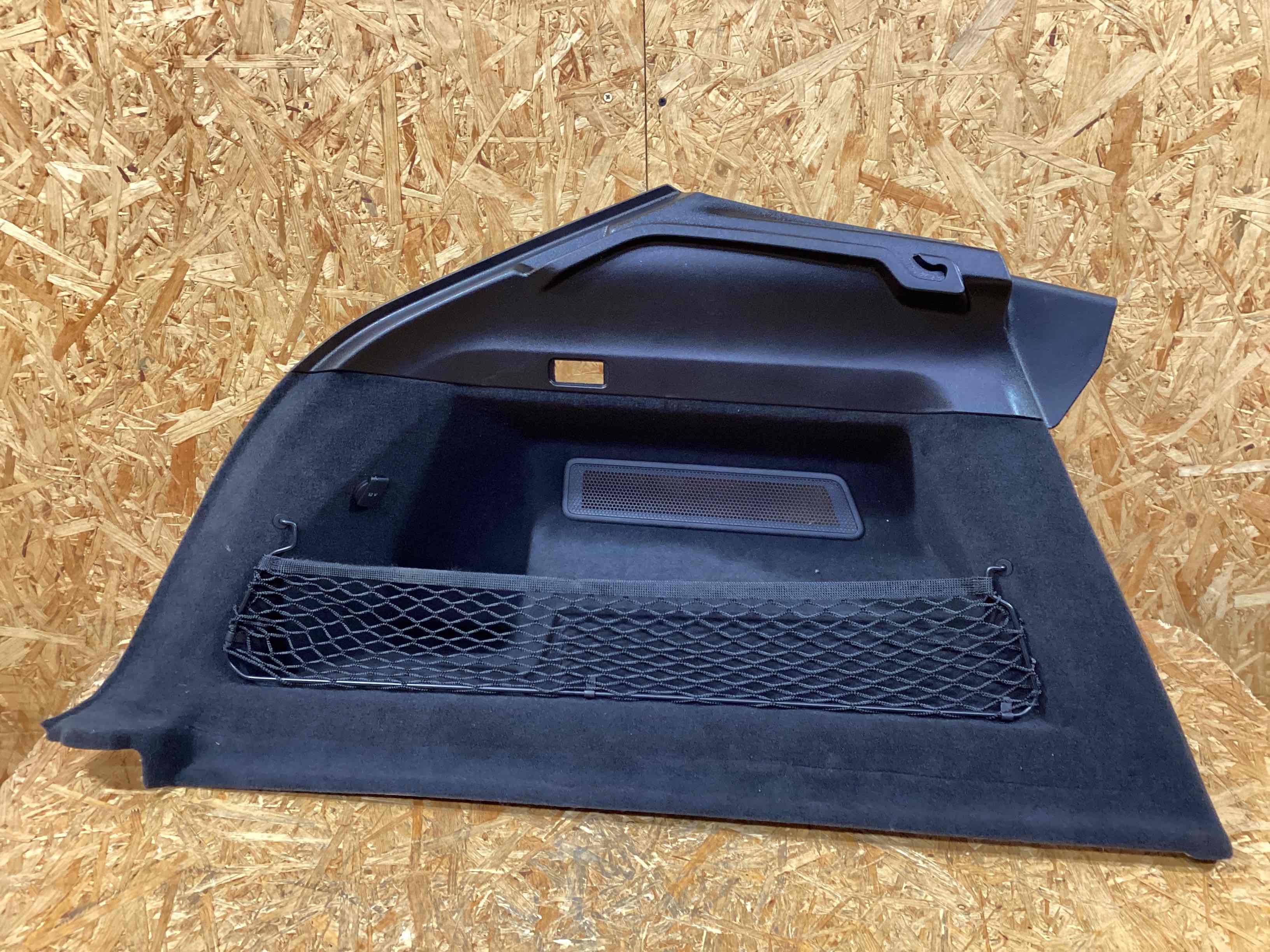 Обшивка салона Porsche Cayenne 261125-111