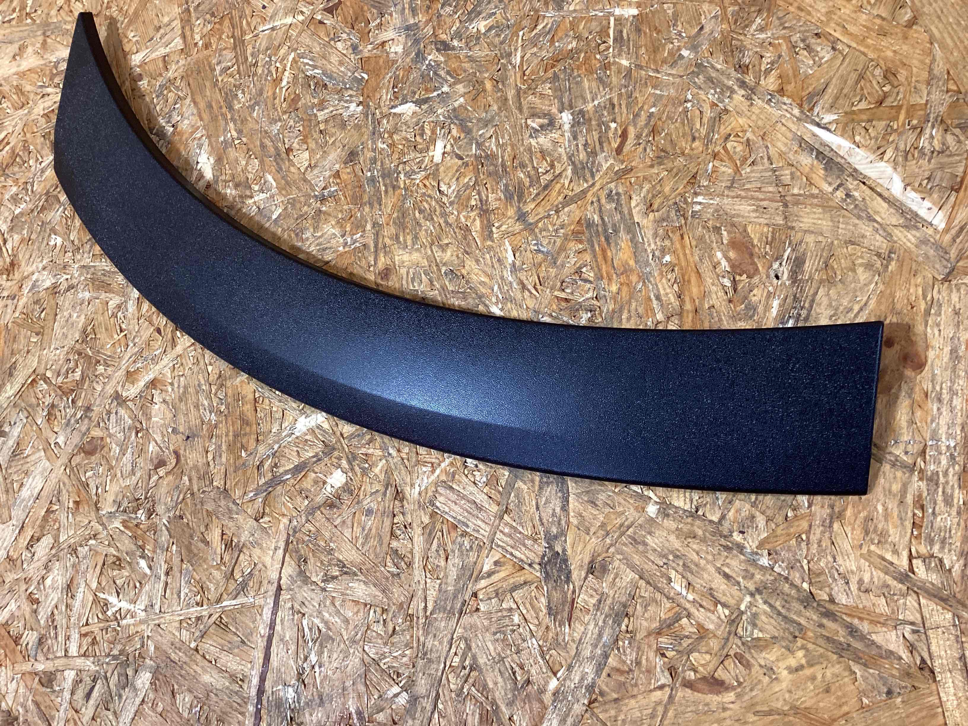 Молдинг арки, накладка на арку Porsche Taycan 261125-117