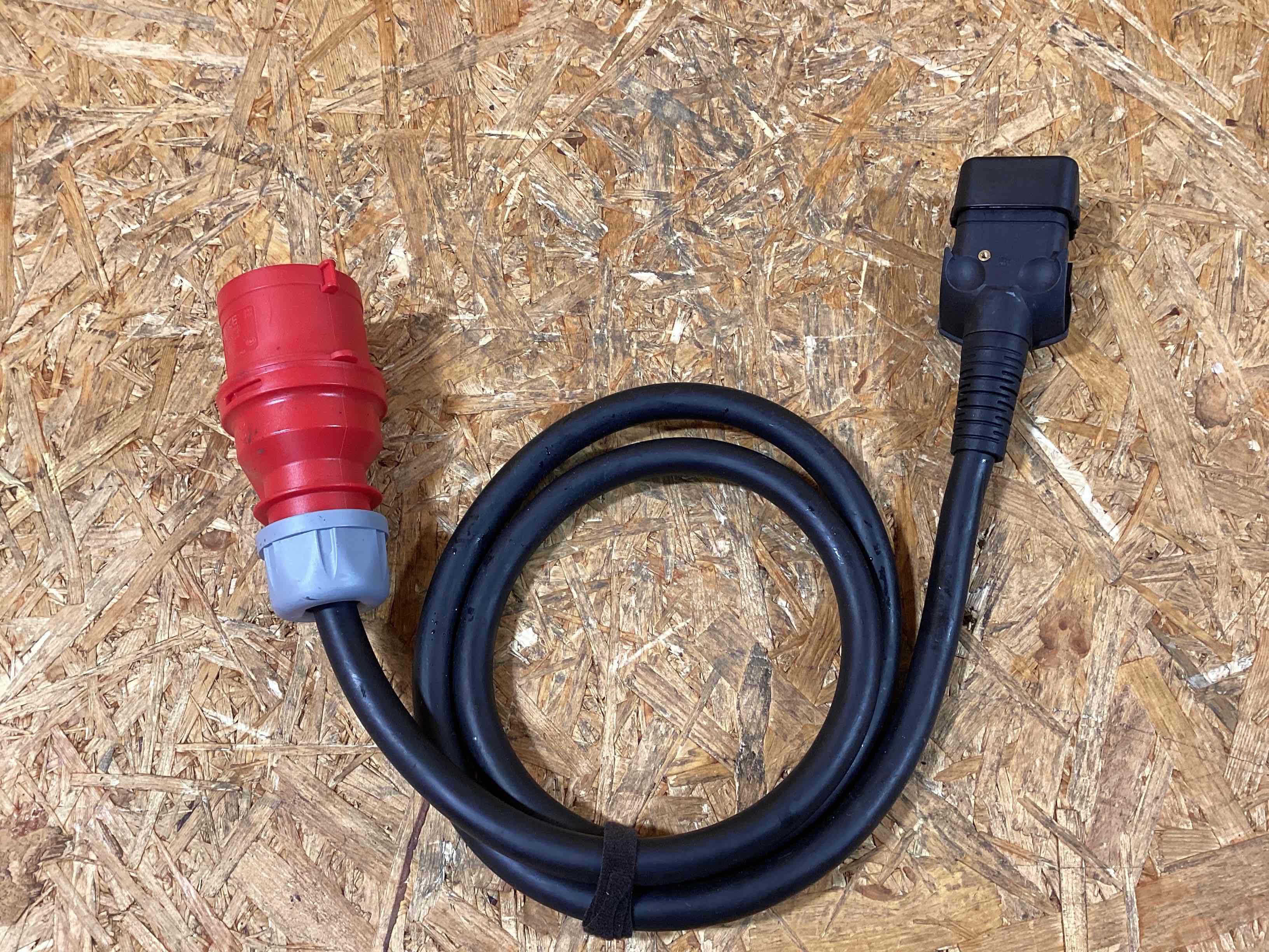 Провод силовой (проводка) Porsche Cayenne 261125-121