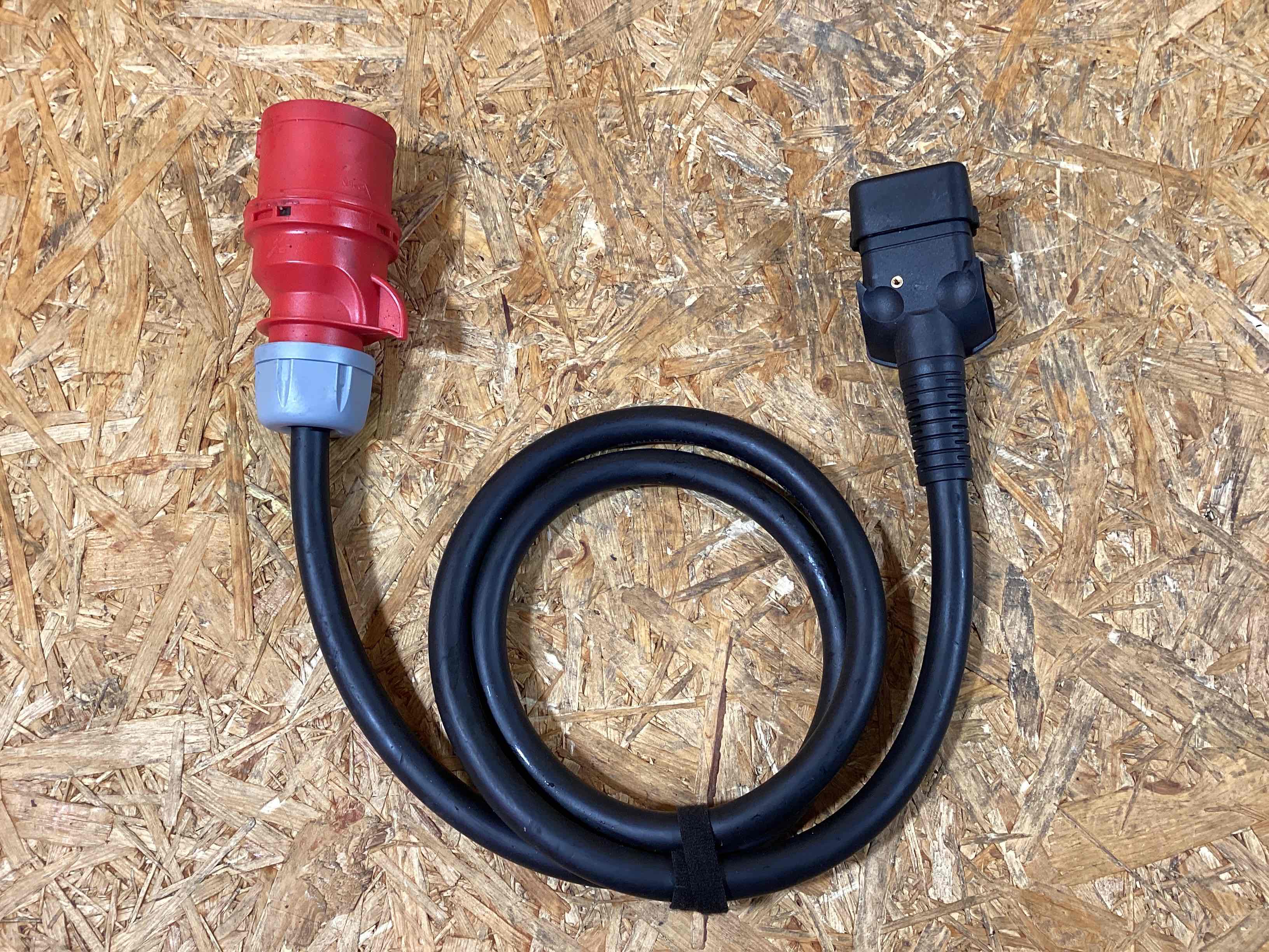 Провод силовой (проводка) Porsche Panamera 261125-122