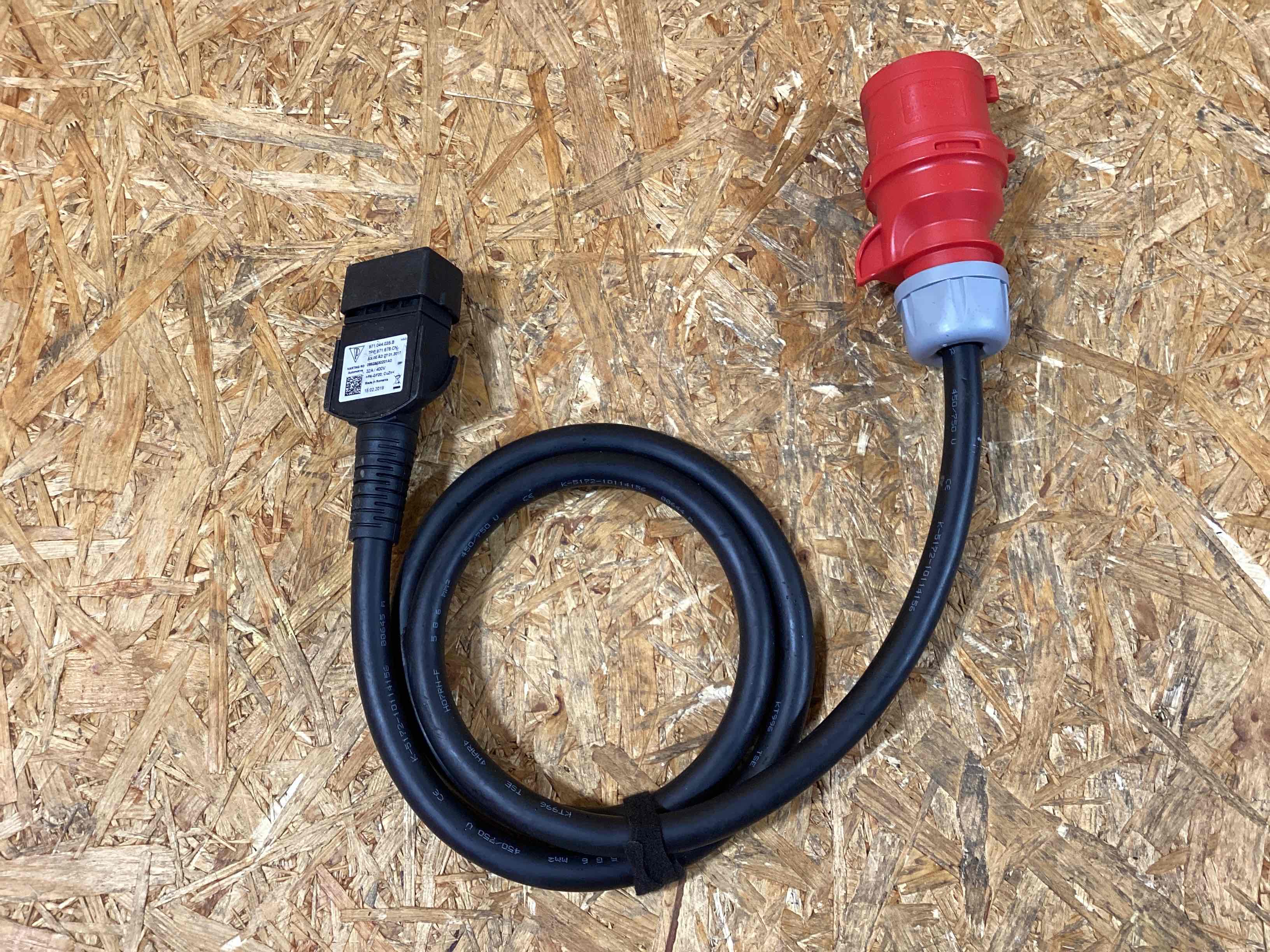 Провод силовой (проводка) Porsche Panamera 261125-122