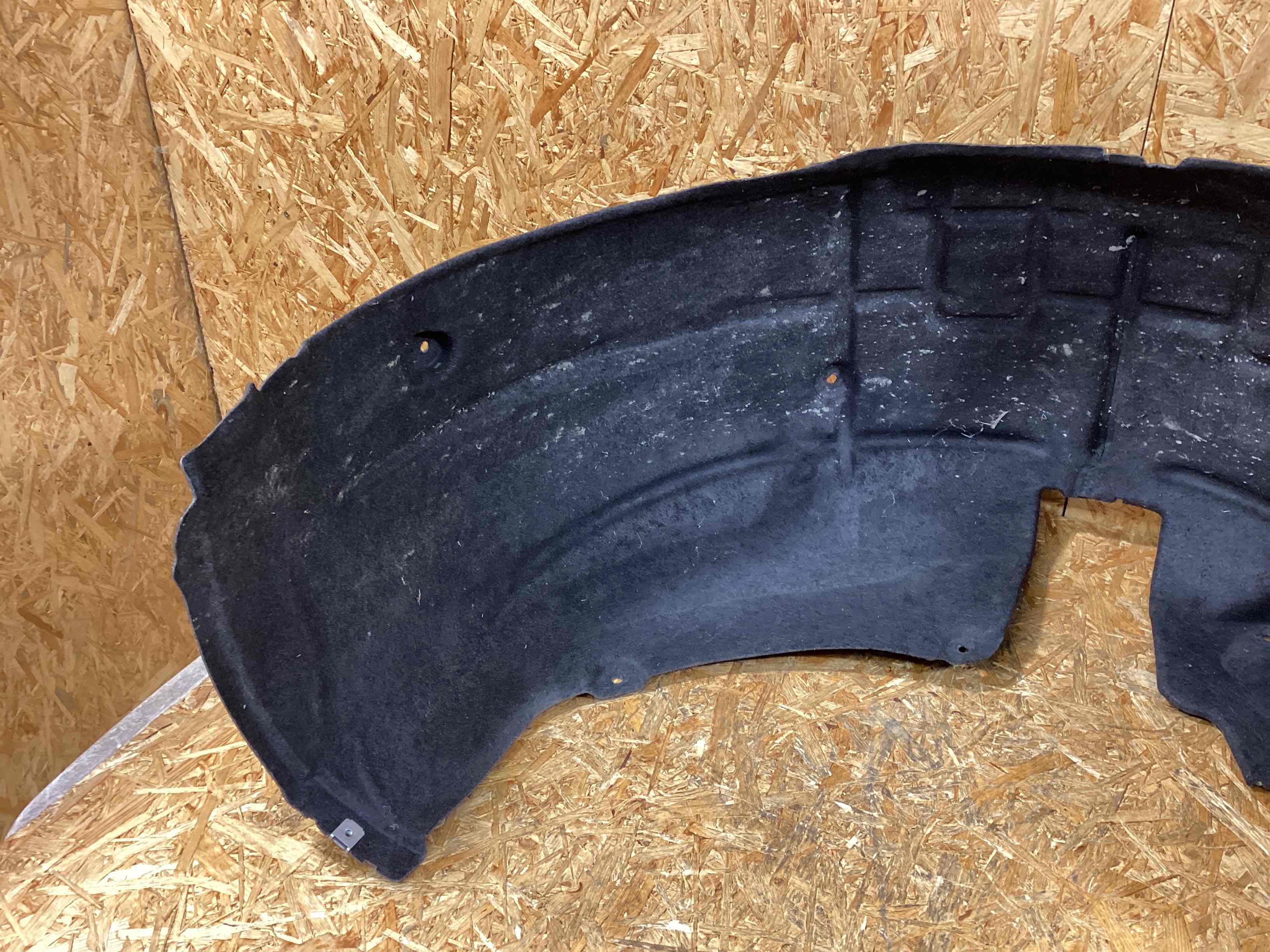 Защита арок задняя левая (подкрылок) Porsche Taycan 261125-127