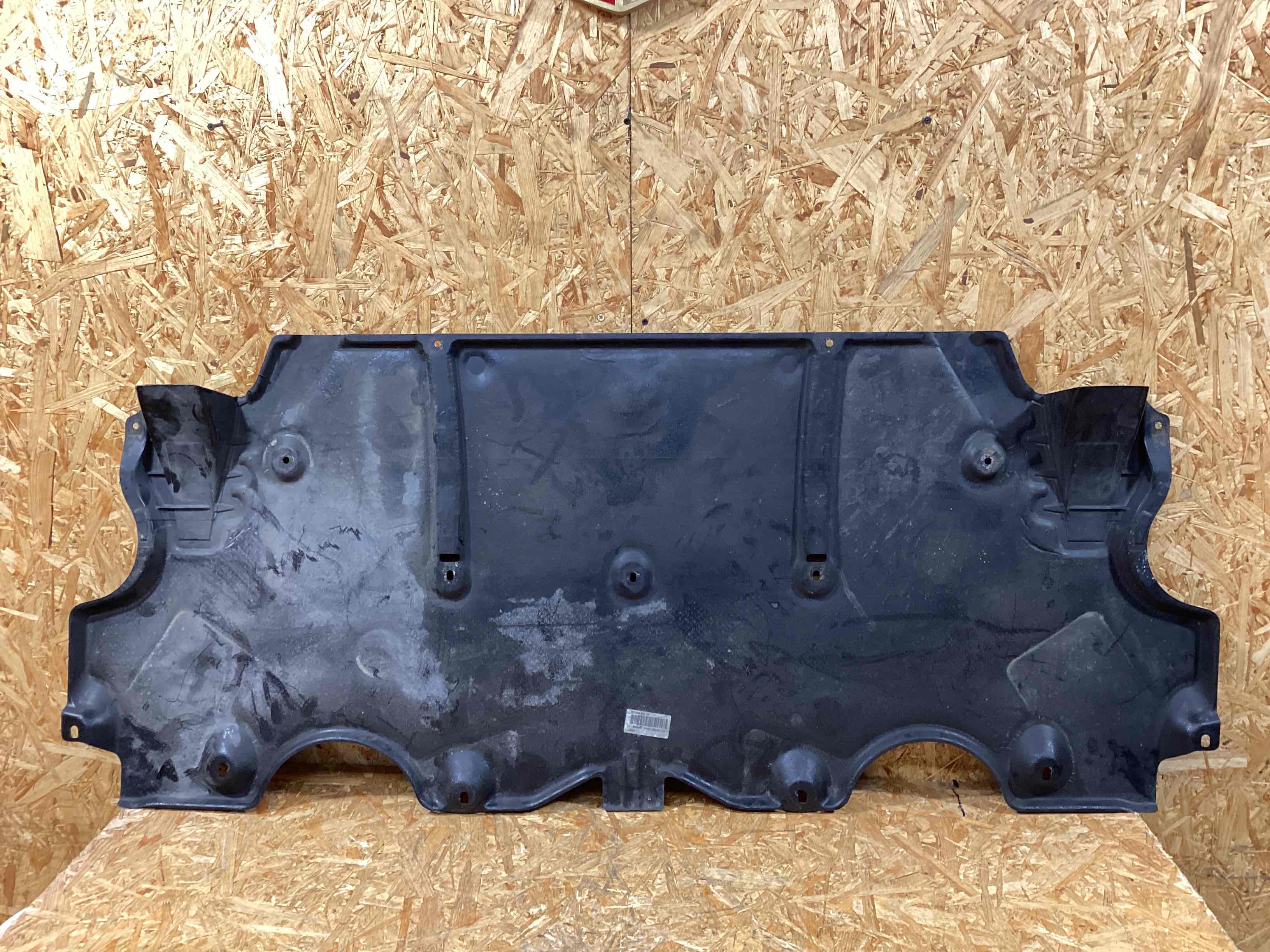 Защита днища кузова Porsche 911 261125-128