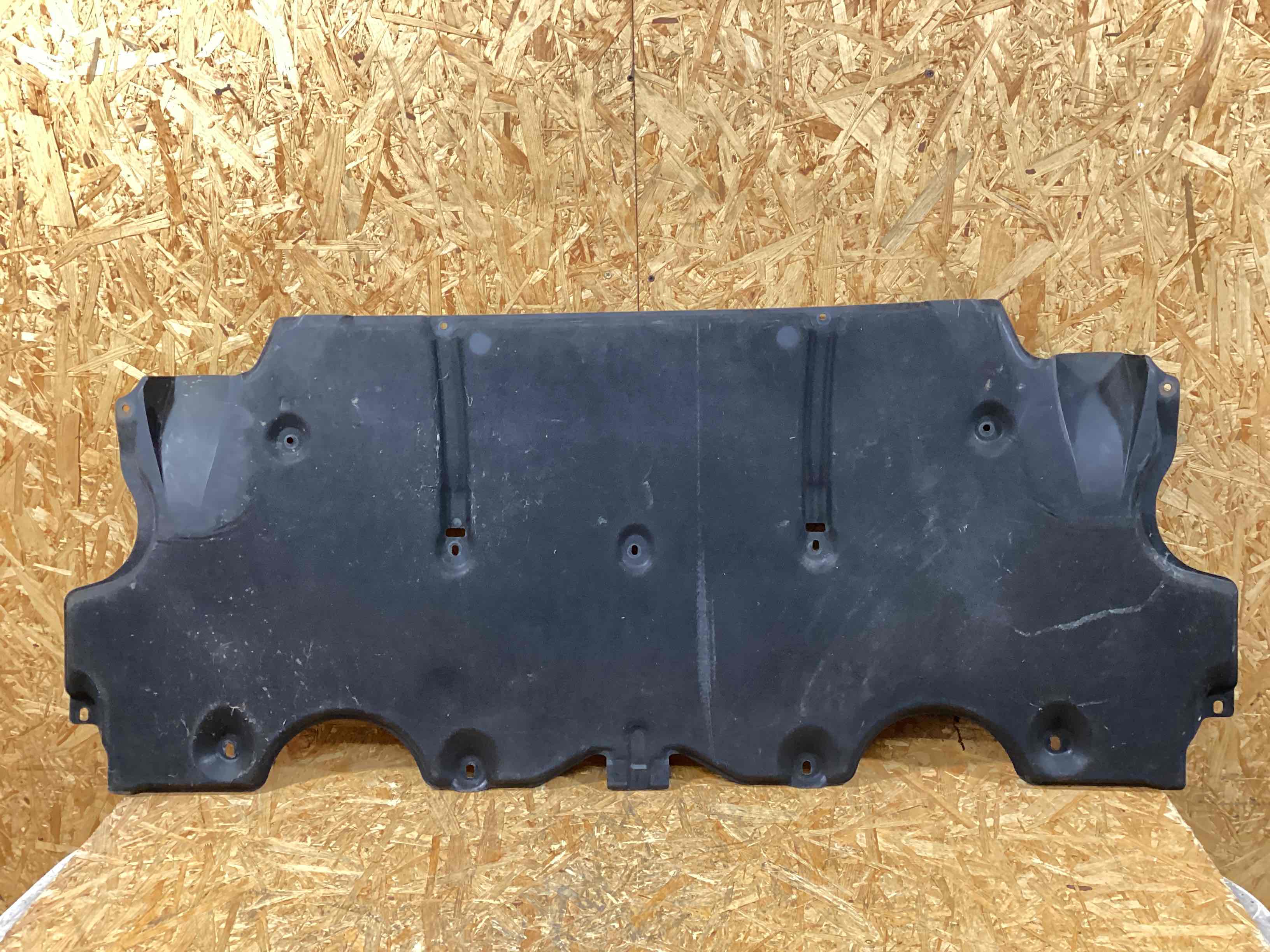 Защита днища кузова Porsche 911 261125-128