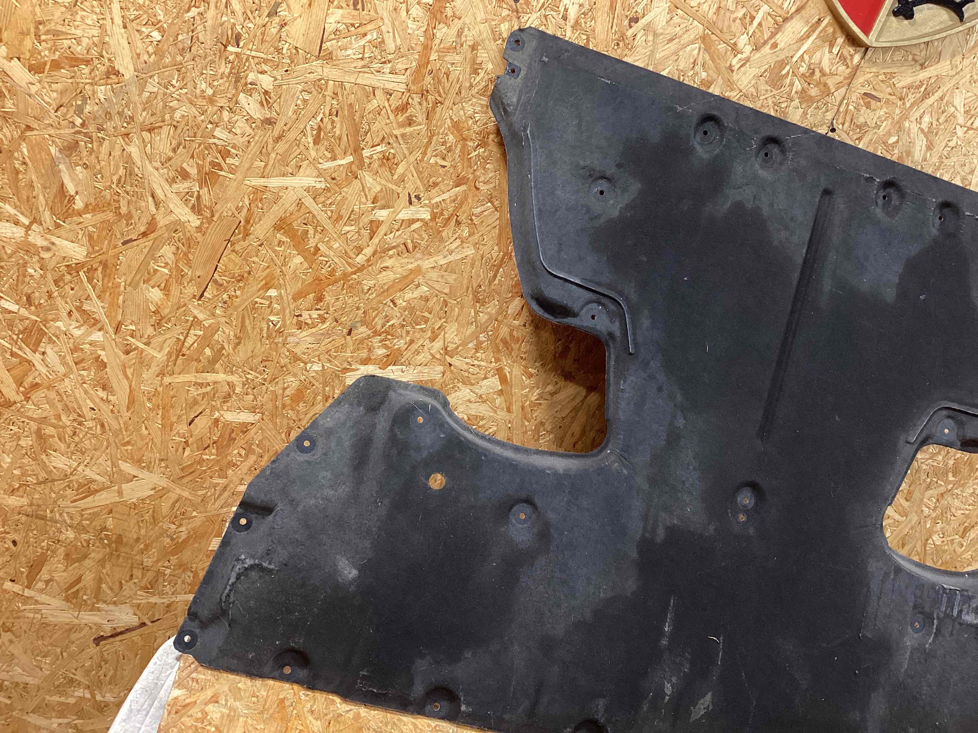 Защита днища кузова Porsche Taycan 261125-130