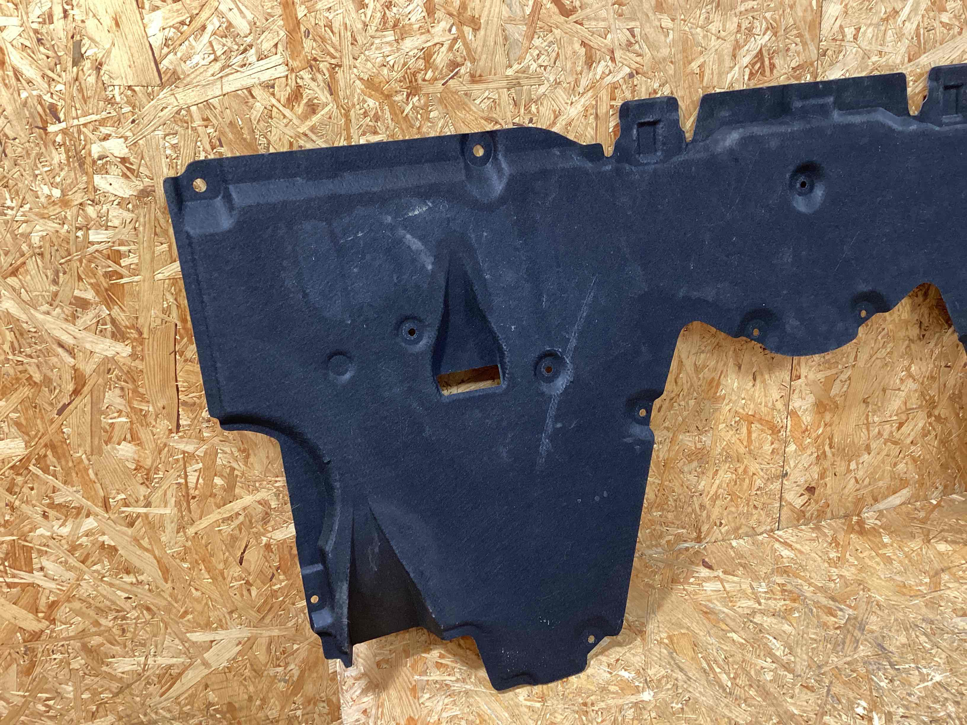 Защита днища кузова Porsche 911 261125-131