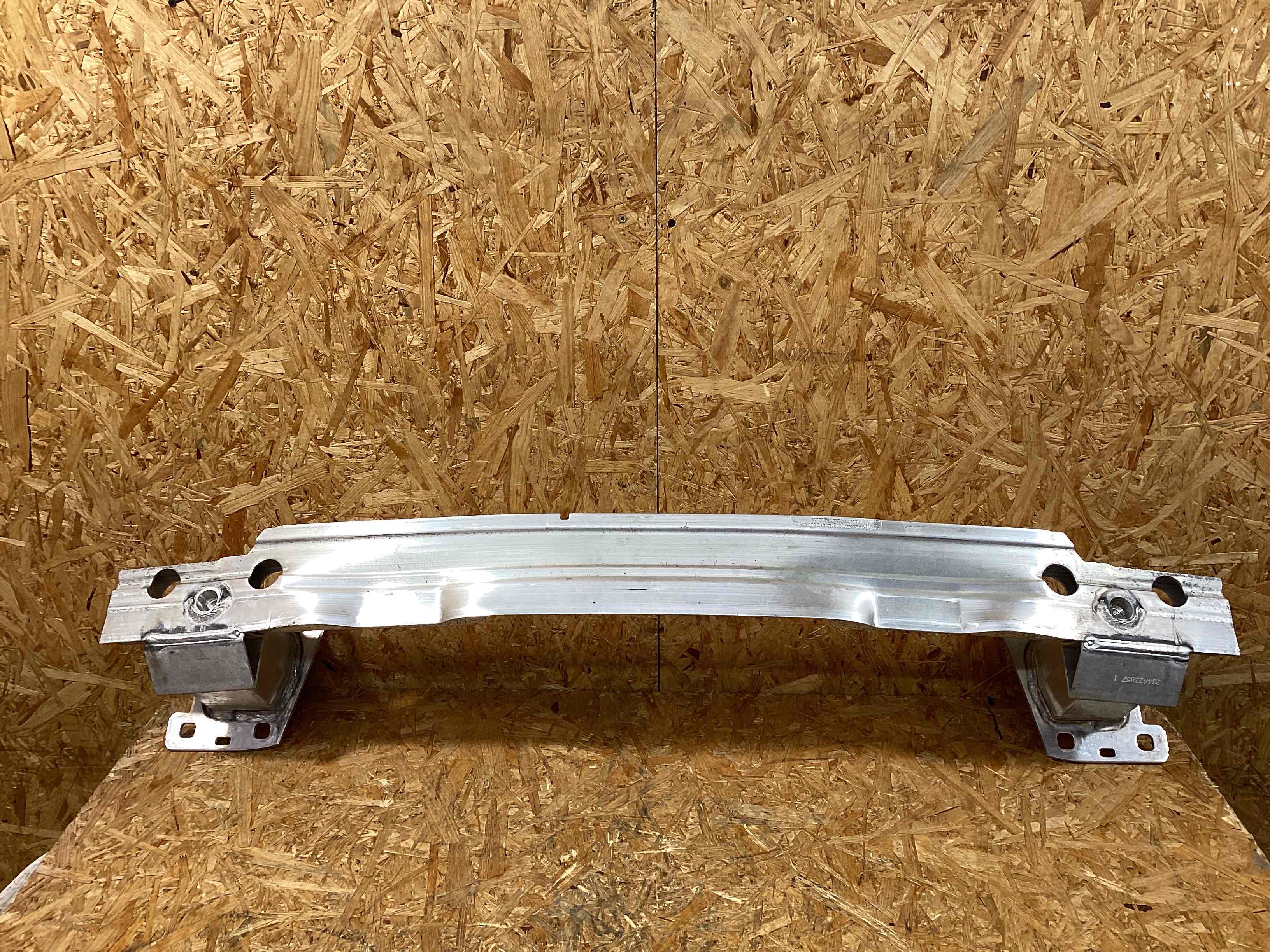 Усилитель бампера заднего Porsche Cayenne 261125-132