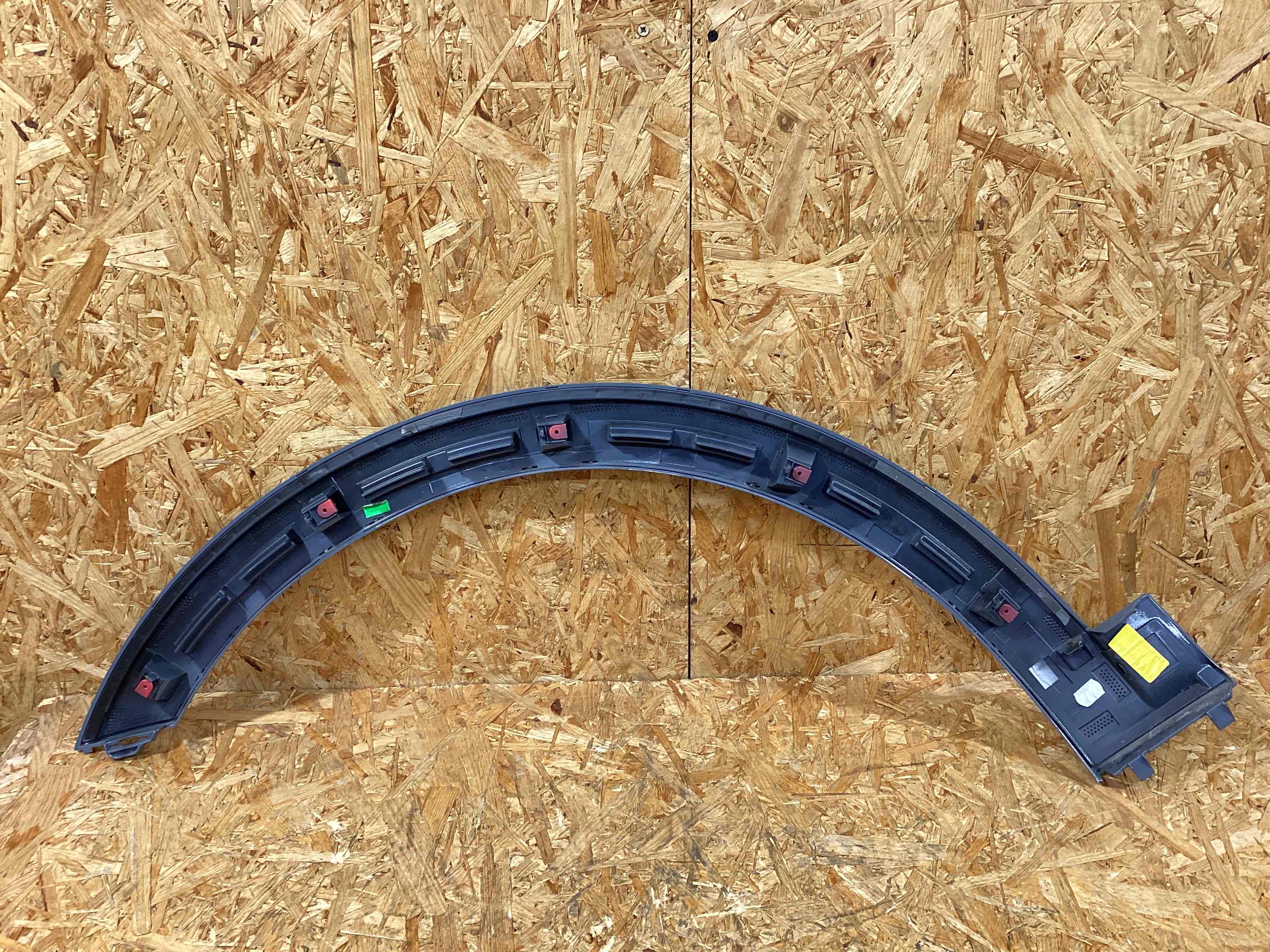 Молдинг арки, накладка на арку Porsche Cayenne 261125-135