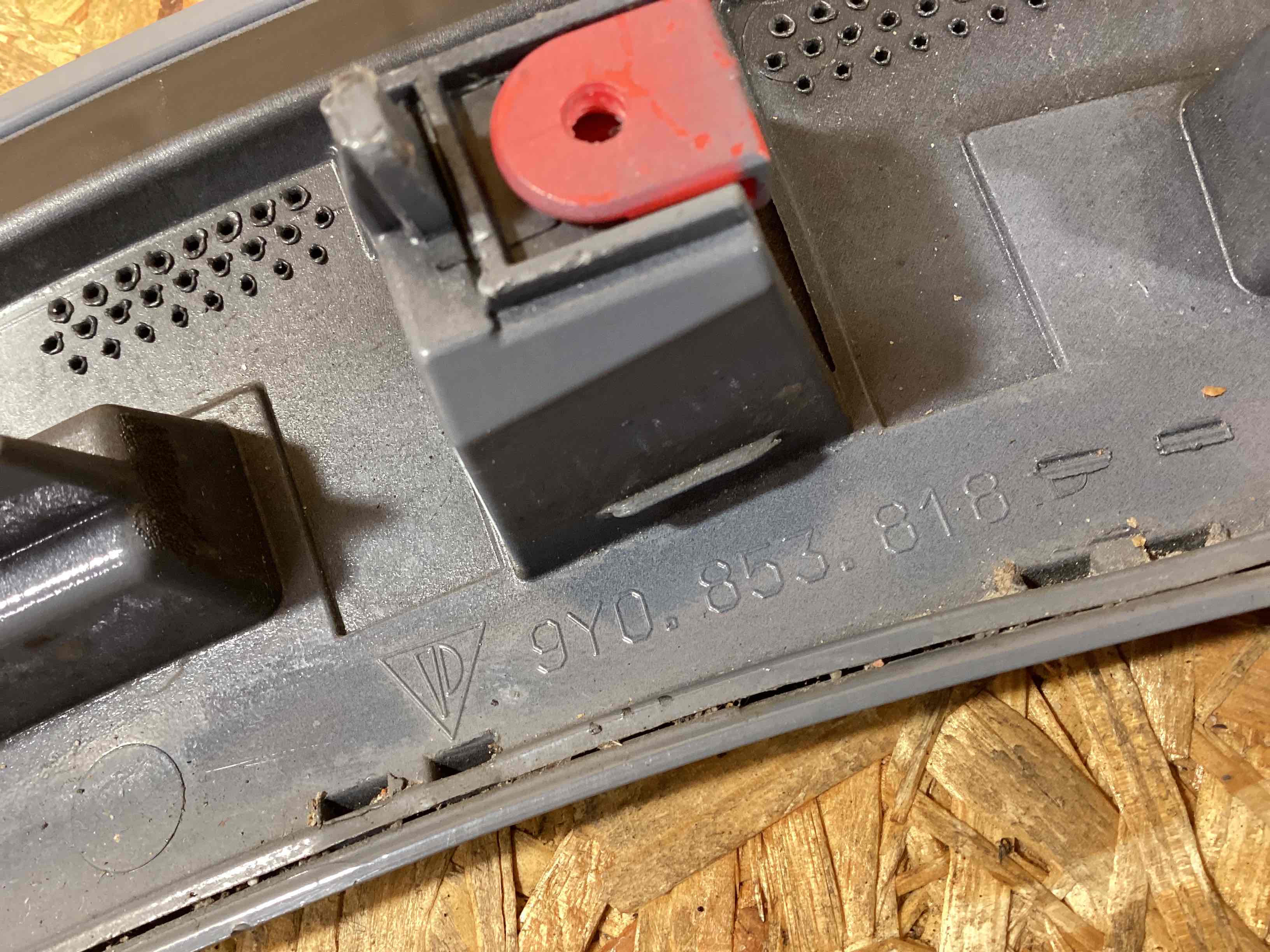 Молдинг арки, накладка на арку Porsche Cayenne 261125-135