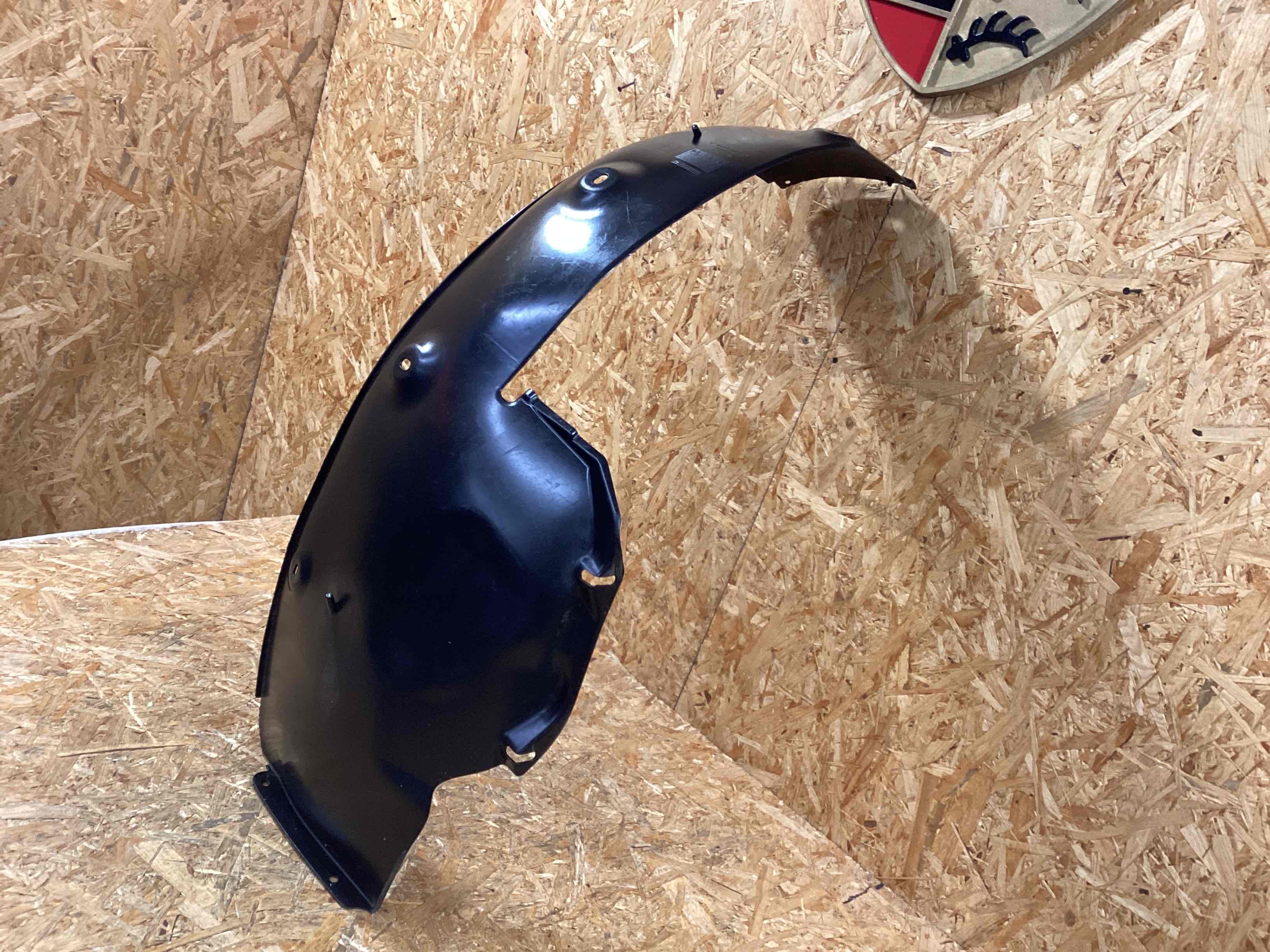 Защита арок задняя правая (подкрылок) Porsche 911 270126-103