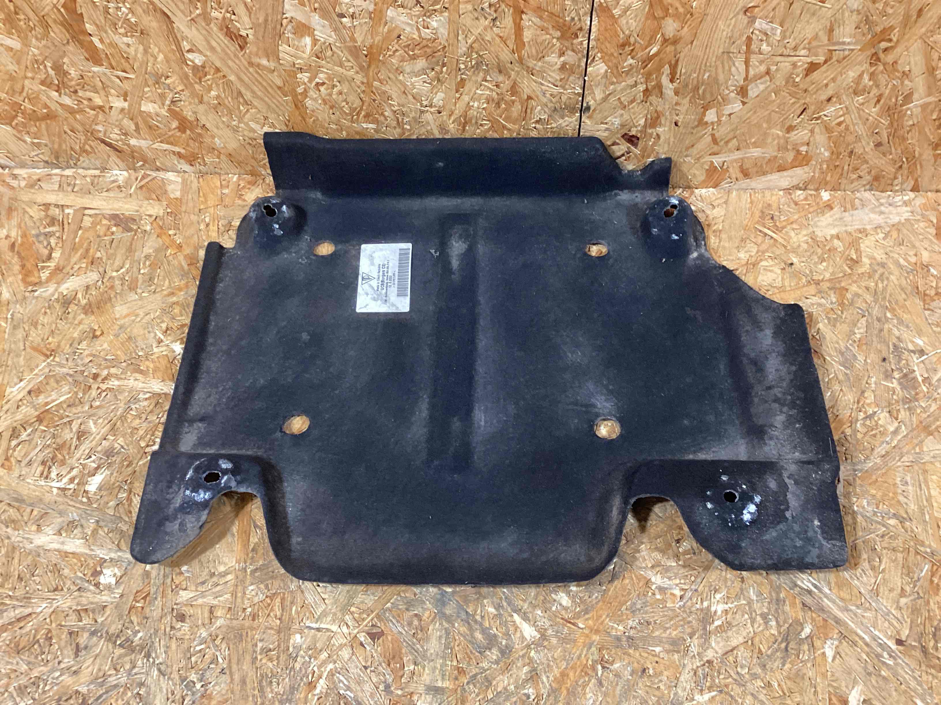 Защита днища кузова Porsche Macan 270126-106