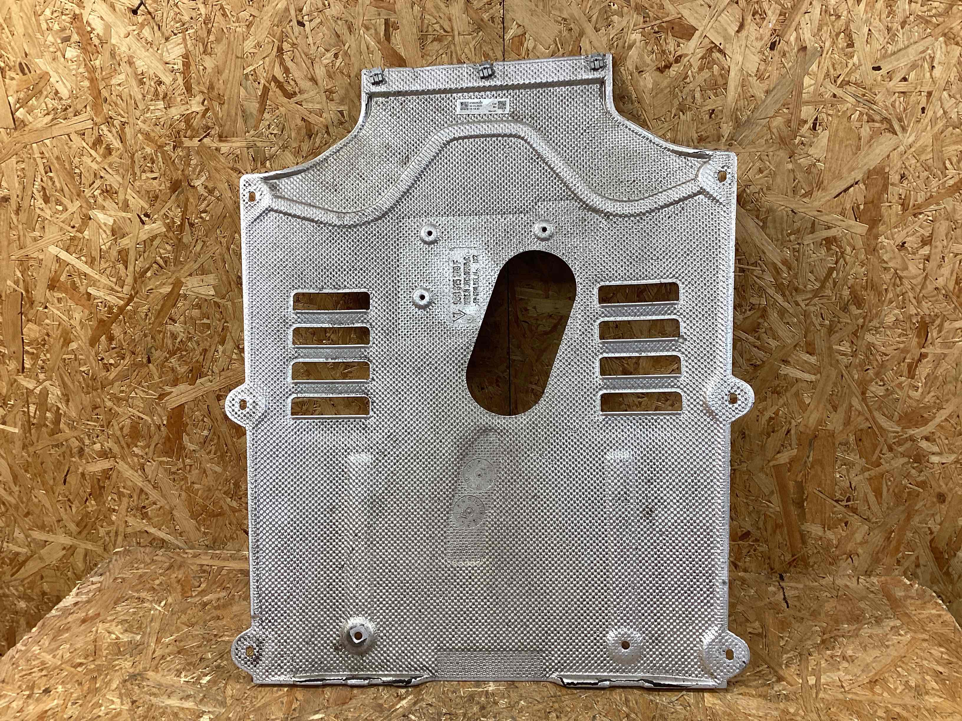 Заглушка, вставка (решетка) в бампер Porsche Macan 270126-107