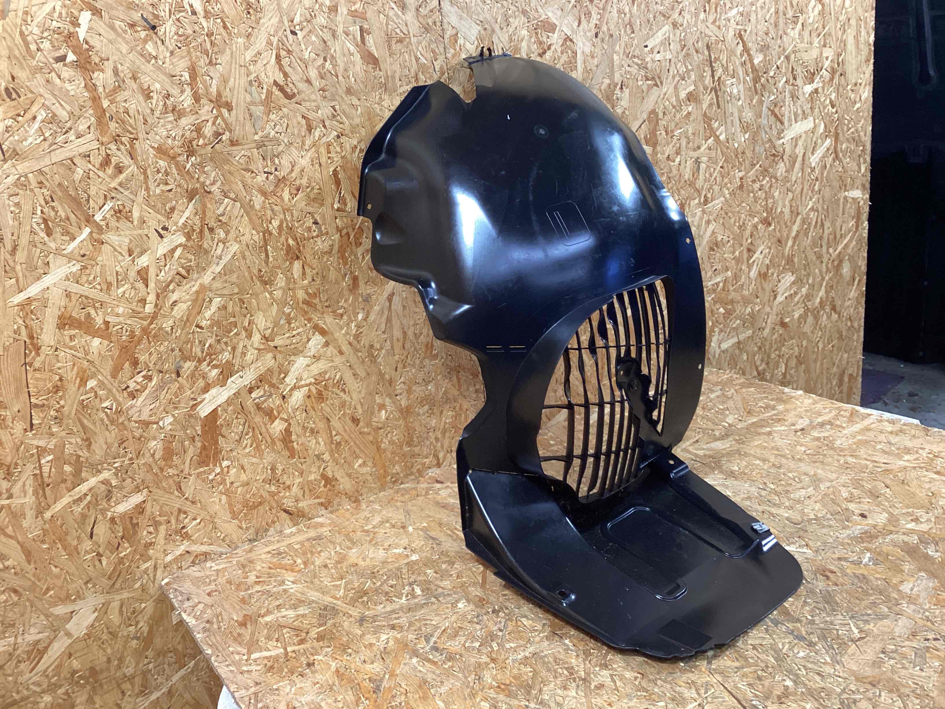 Защита арок передняя левая (подкрылок) Porsche 718 Cayman 270126-108