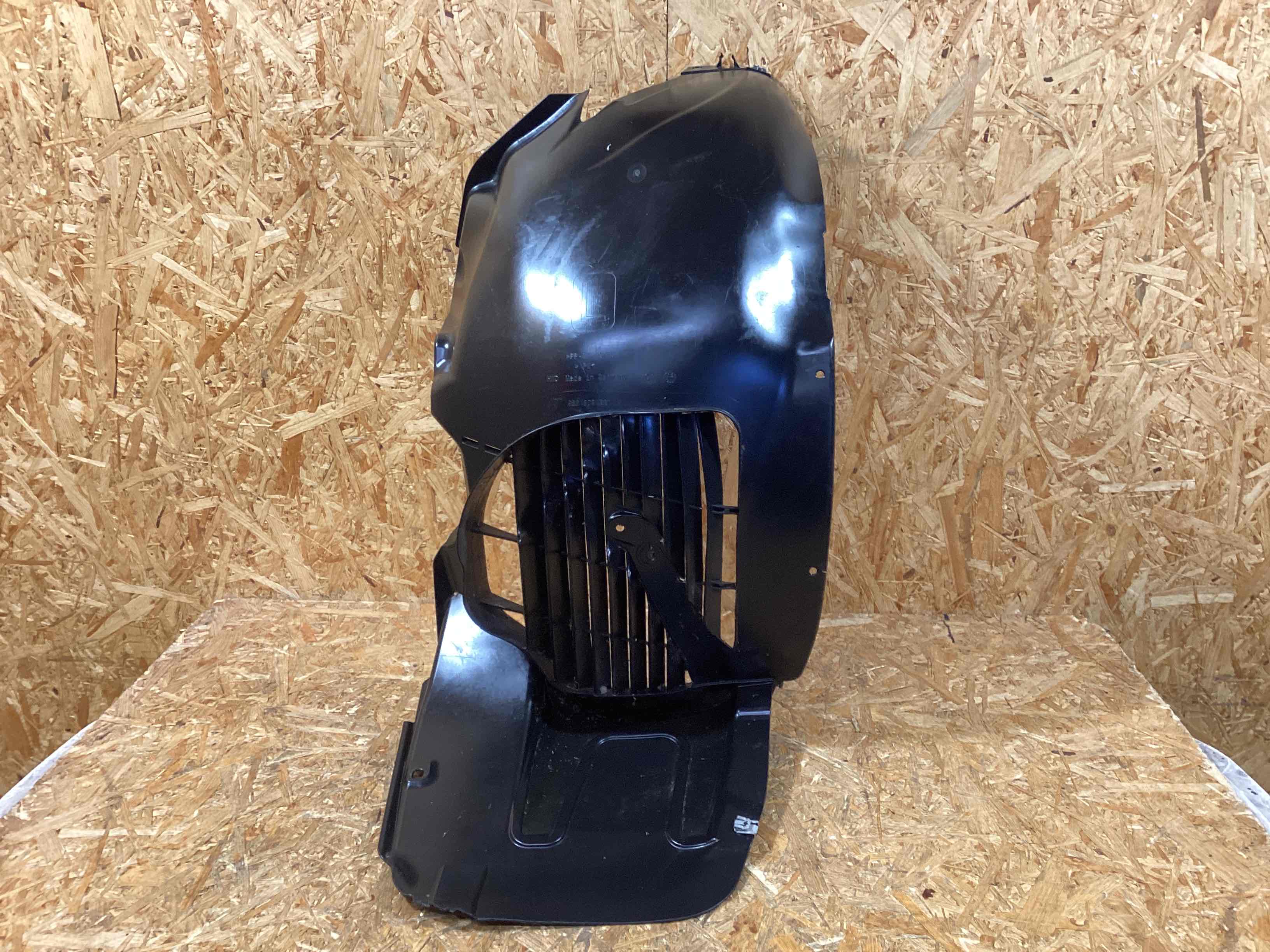 Защита арок передняя левая (подкрылок) Porsche 718 Cayman 270126-108