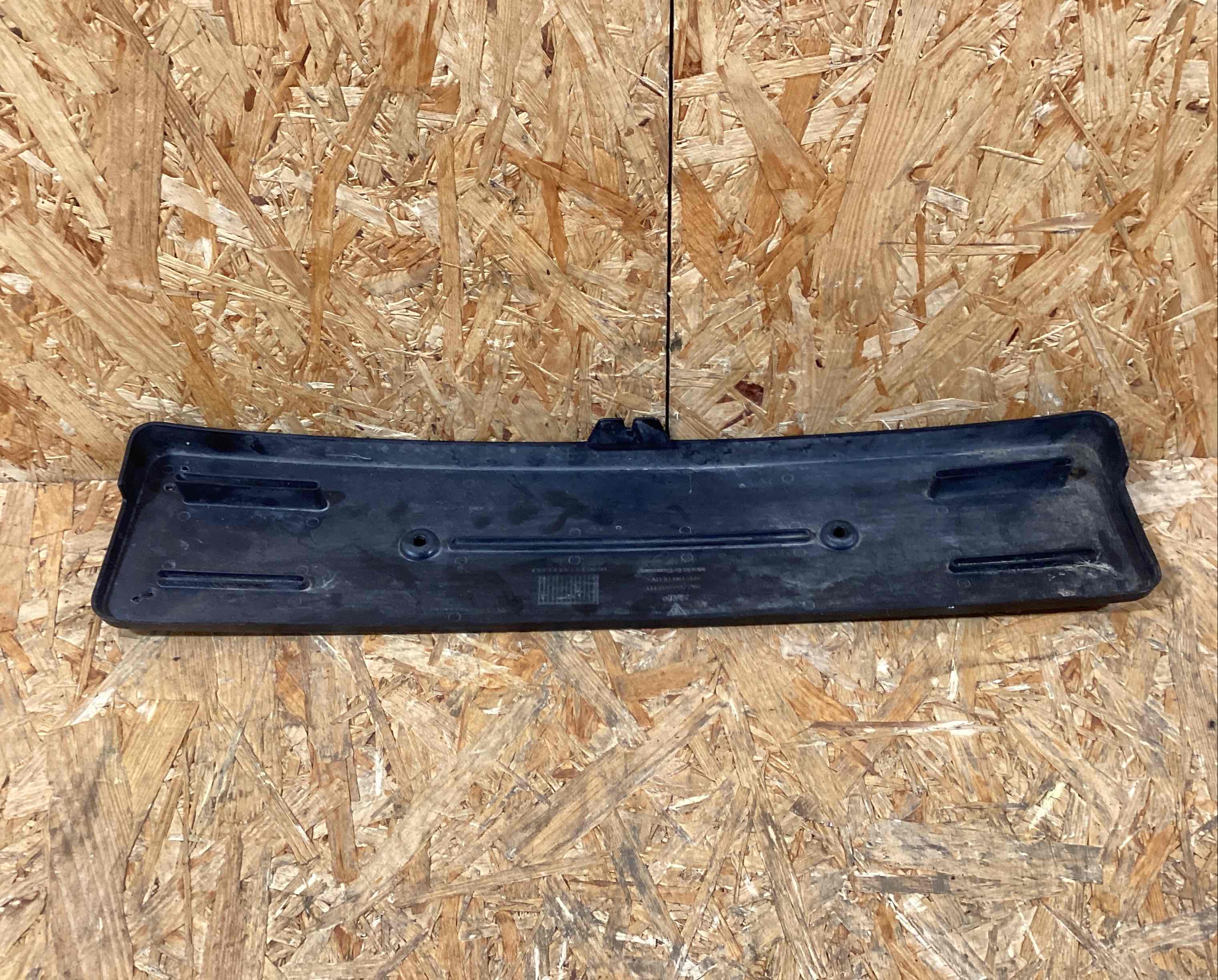 Накладка на бампер Porsche 718 Cayman 270126-109