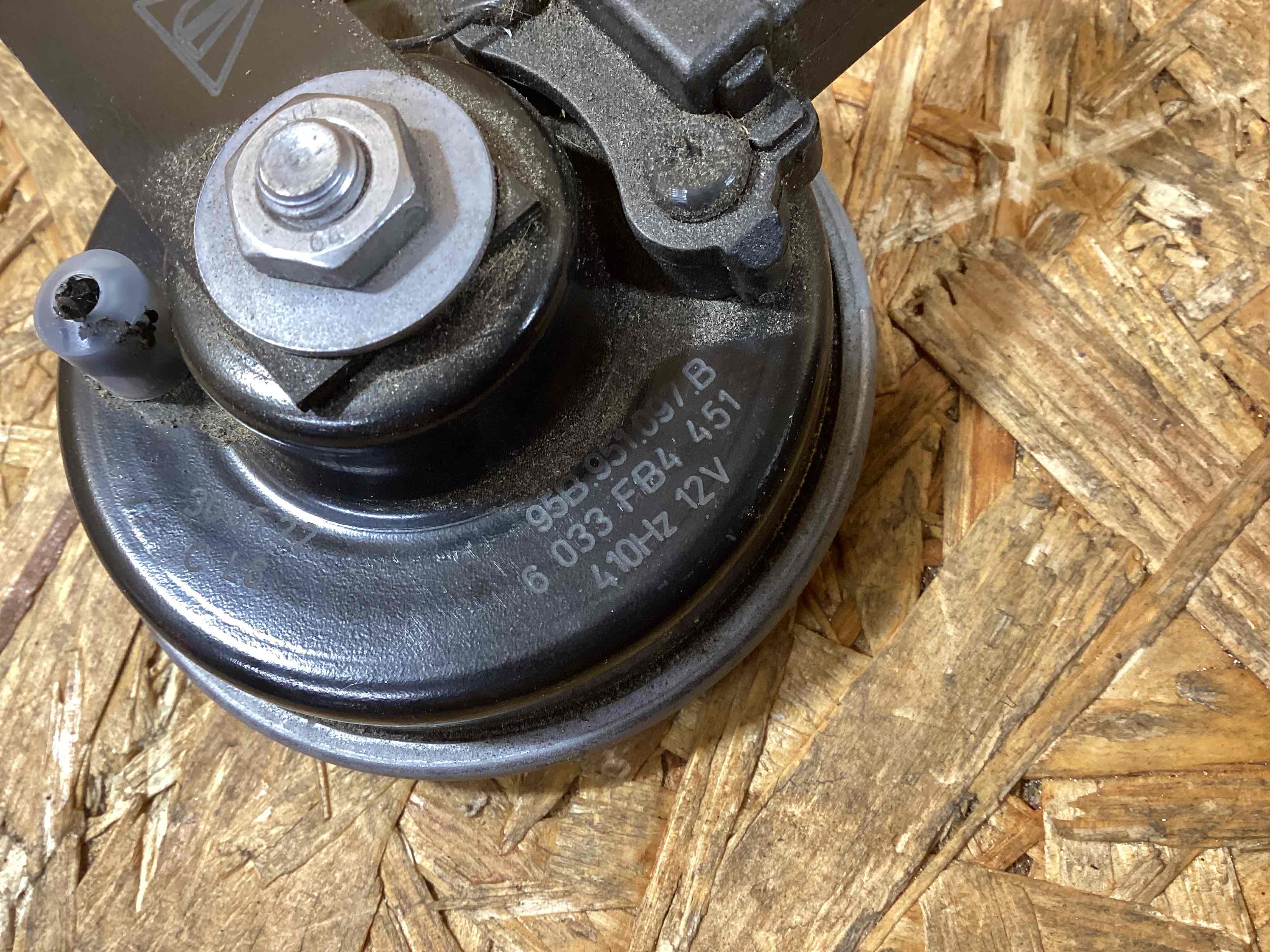 Сигнал (клаксон) Porsche Macan 270126-112