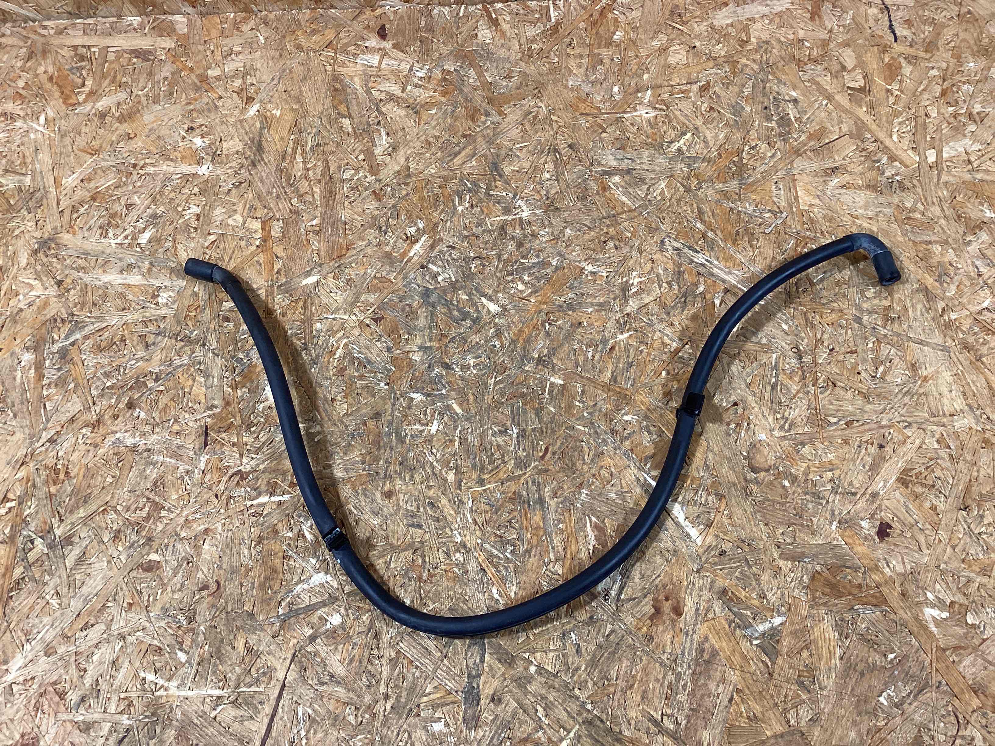 Патрубок Porsche Macan 270126-115