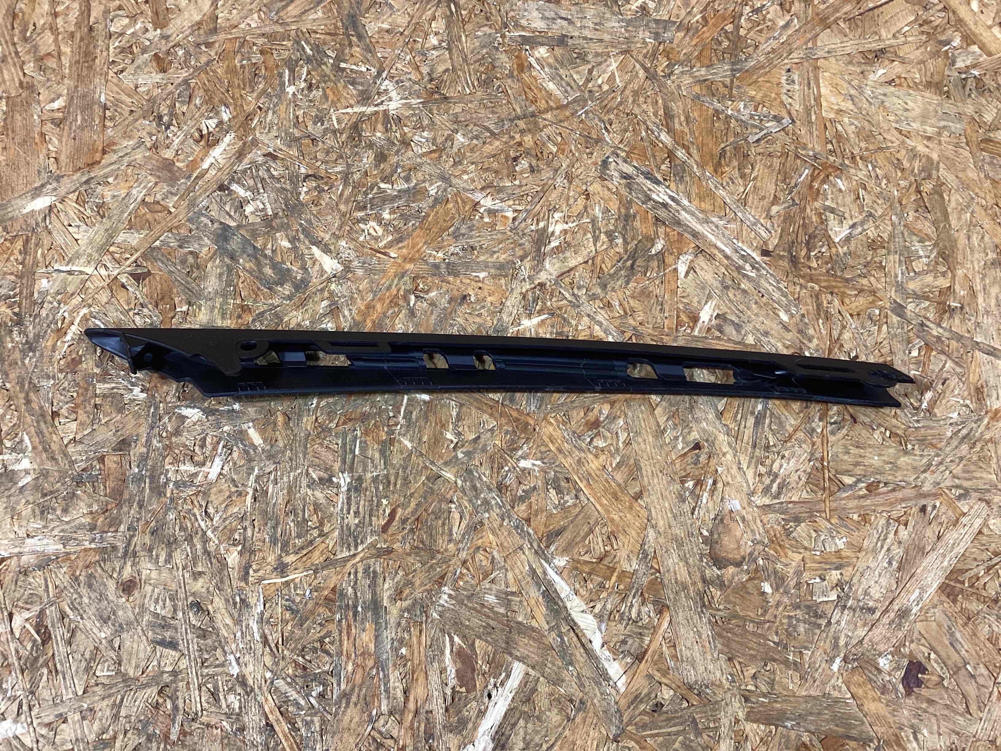 Заглушка, вставка (решетка) в бампер Porsche Cayenne 270126-119