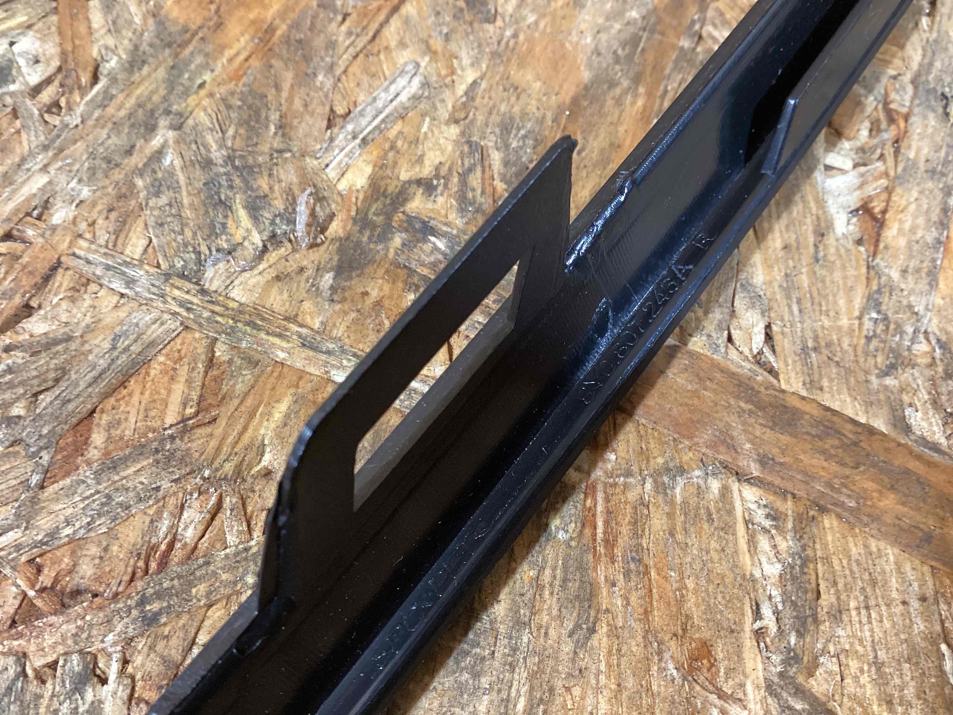 Заглушка, вставка (решетка) в бампер Porsche Cayenne 270126-122