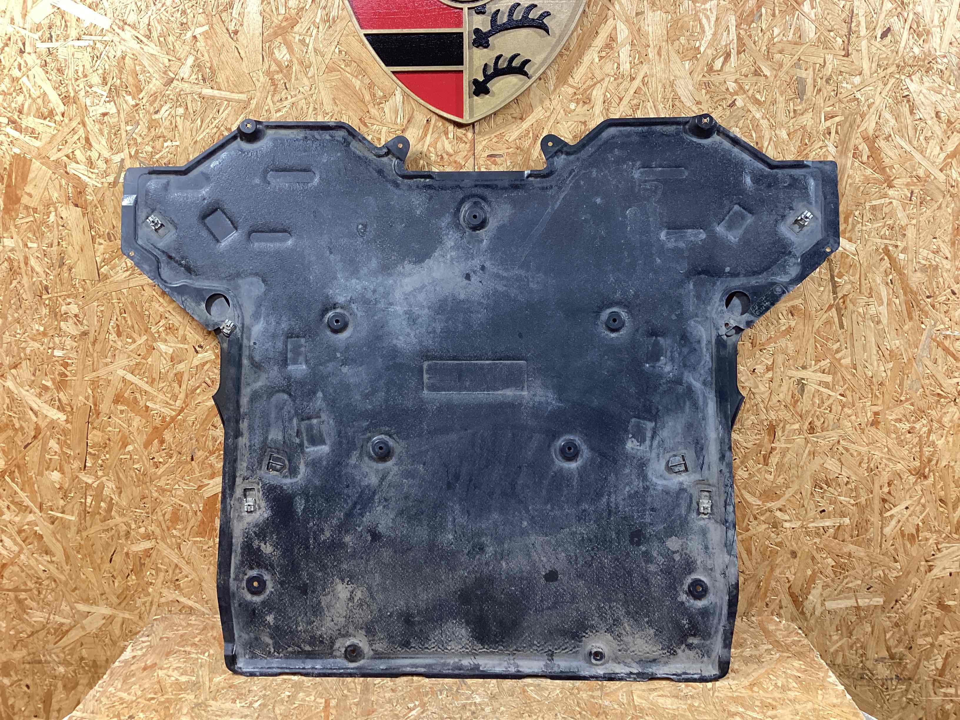 Защита днища кузова Porsche 911 270126-124