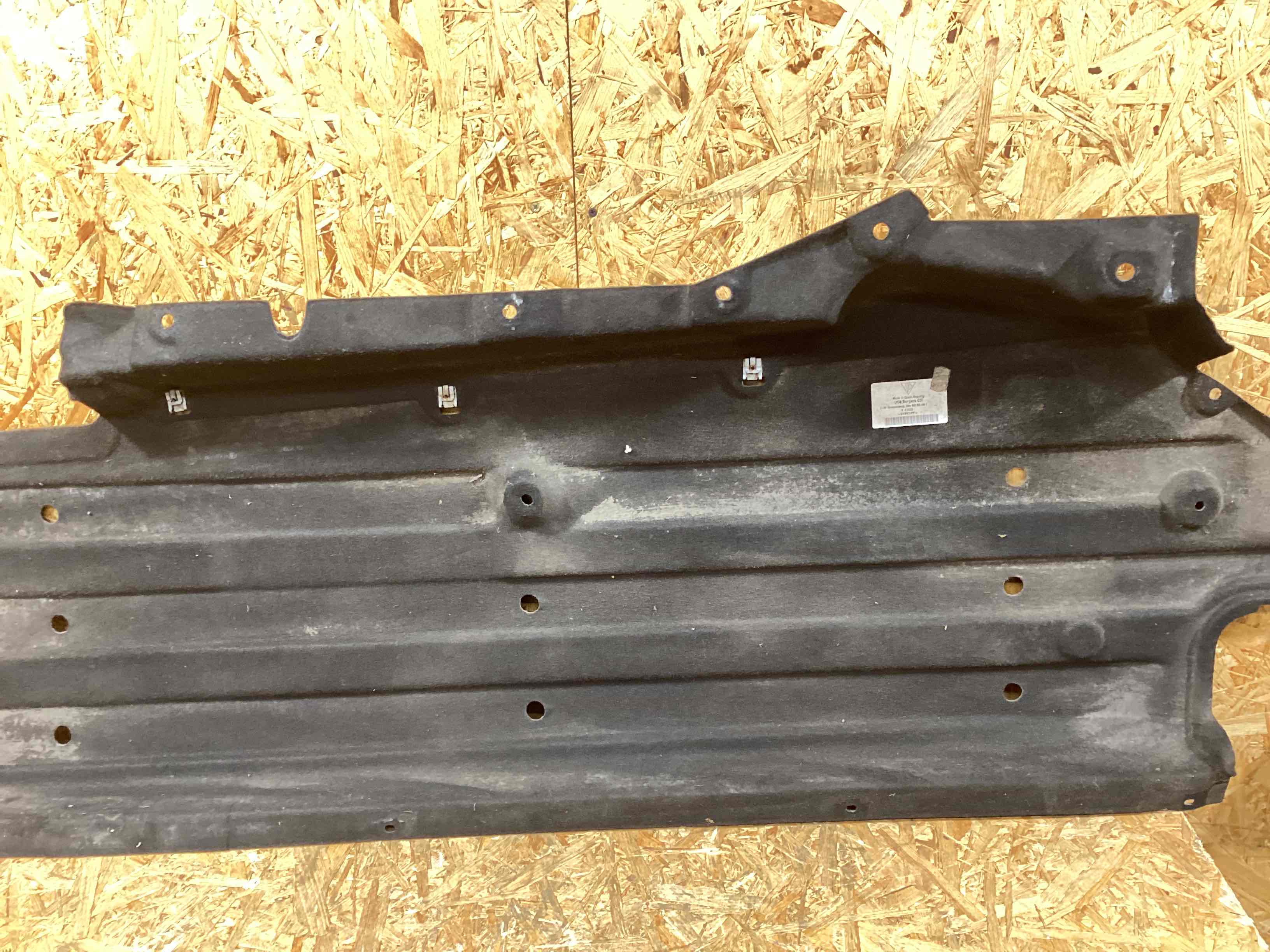 Защита днища кузова Porsche Macan 270126-127