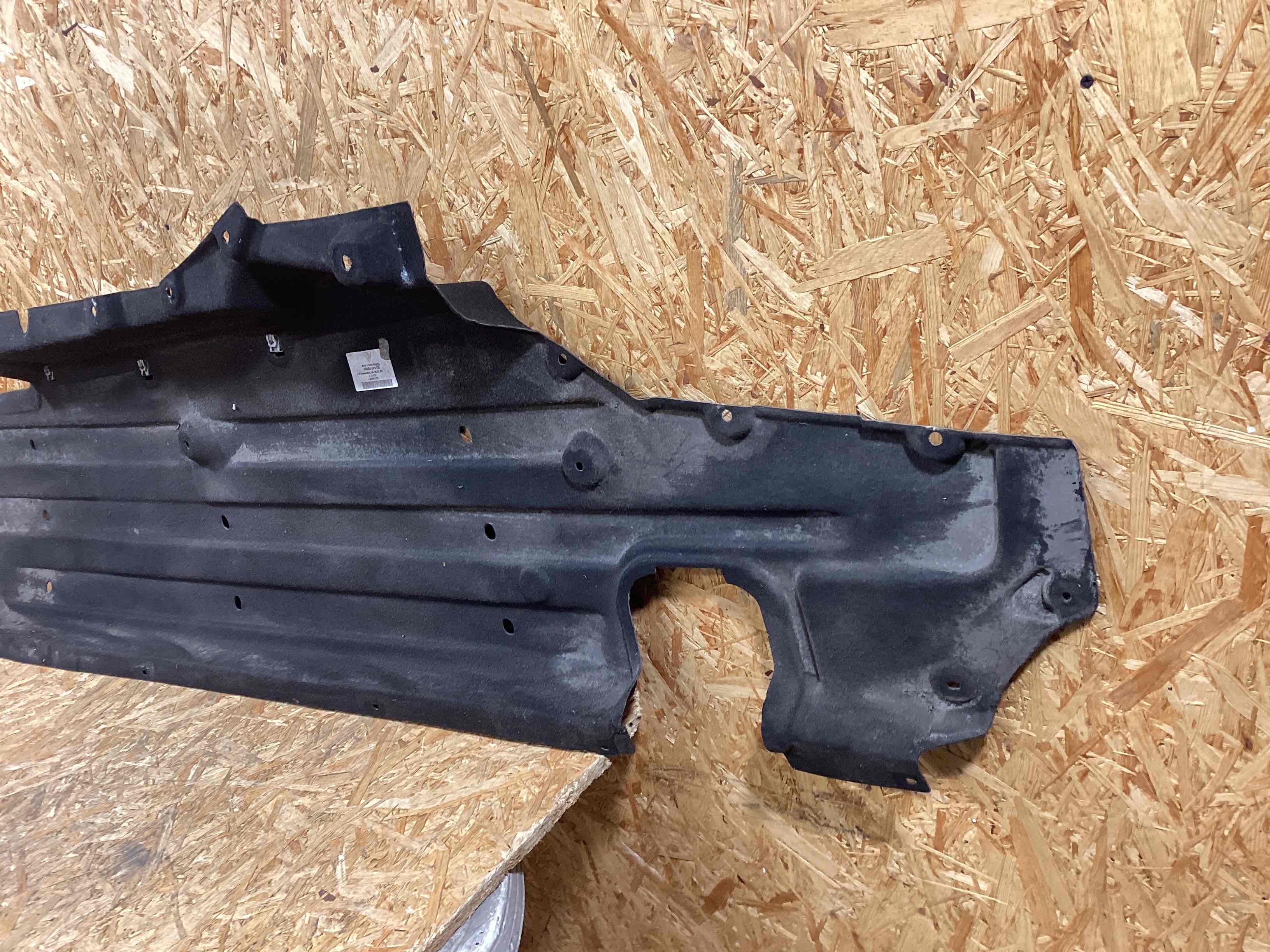 Защита днища кузова Porsche Macan 270126-127