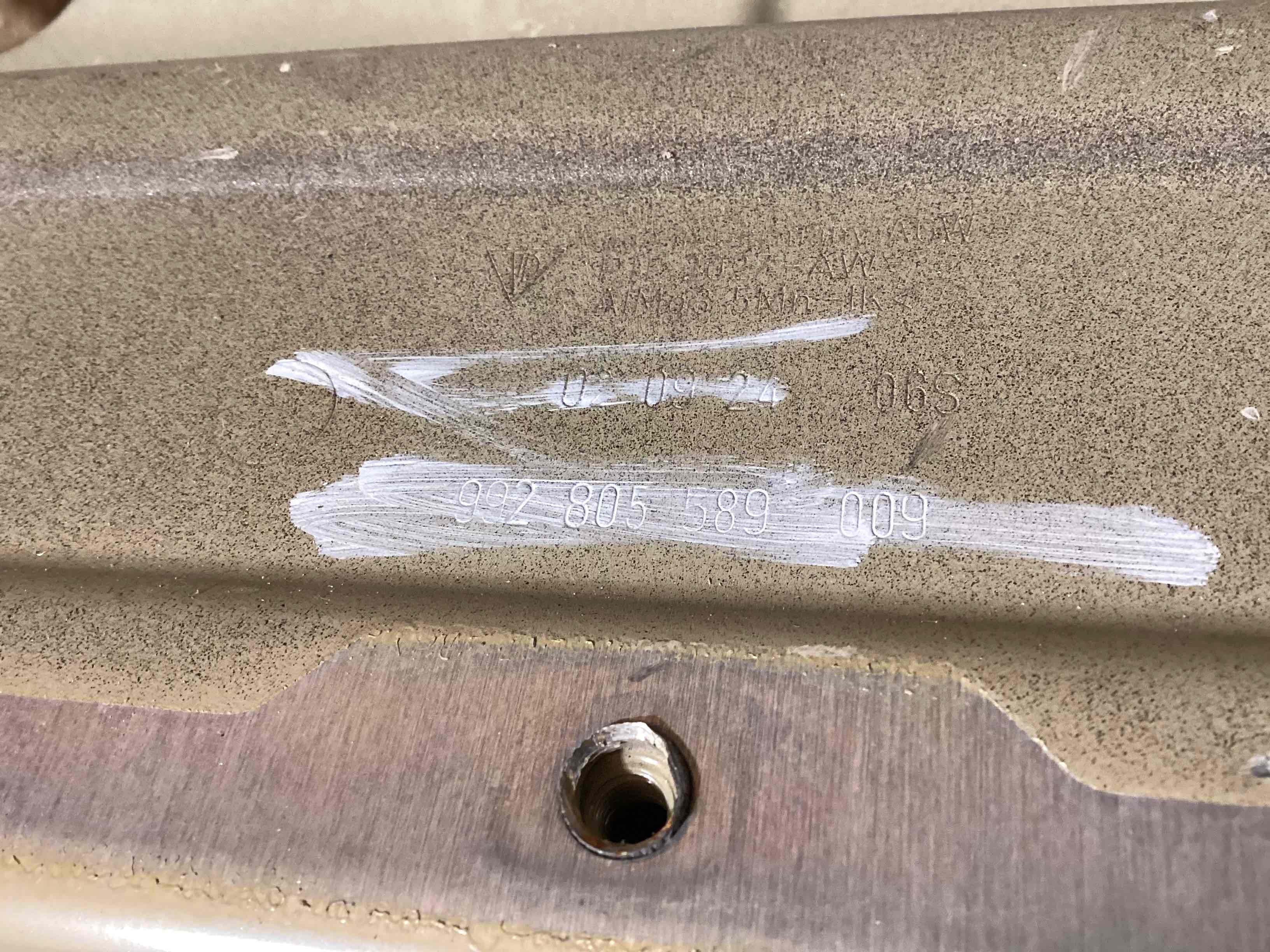 Передняя панель крепления облицовки (телевизор) Porsche 911 270226-101