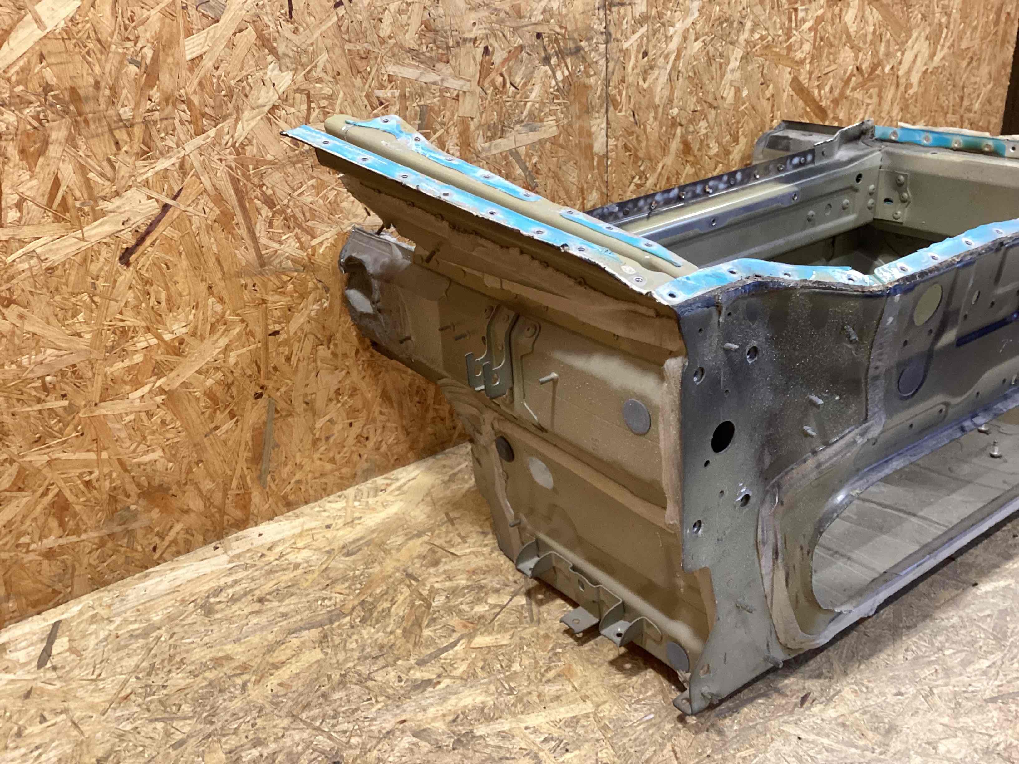 Передняя панель крепления облицовки (телевизор) Porsche 911 270226-101