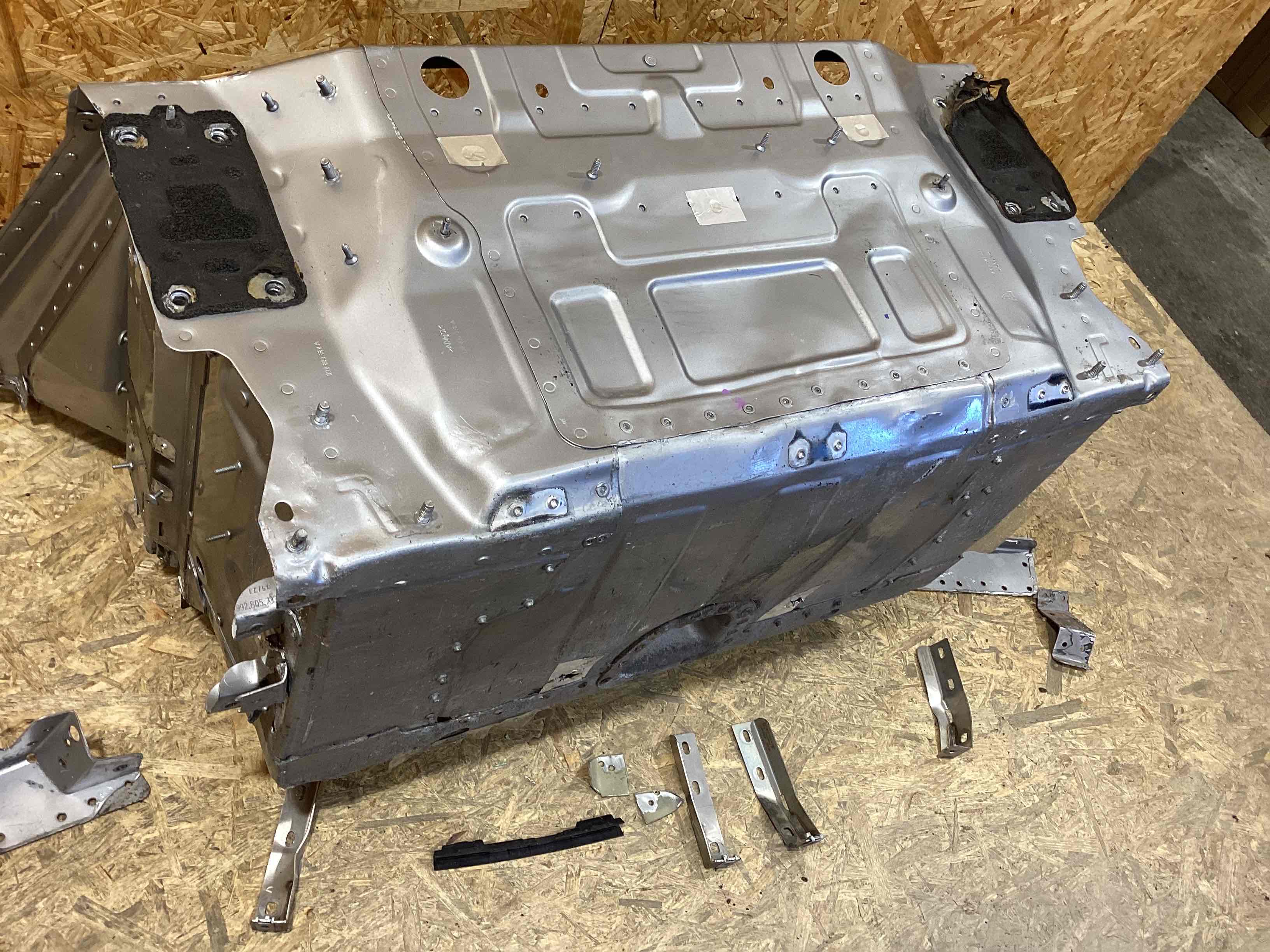 Передняя панель крепления облицовки (телевизор) Porsche 911 270226-102