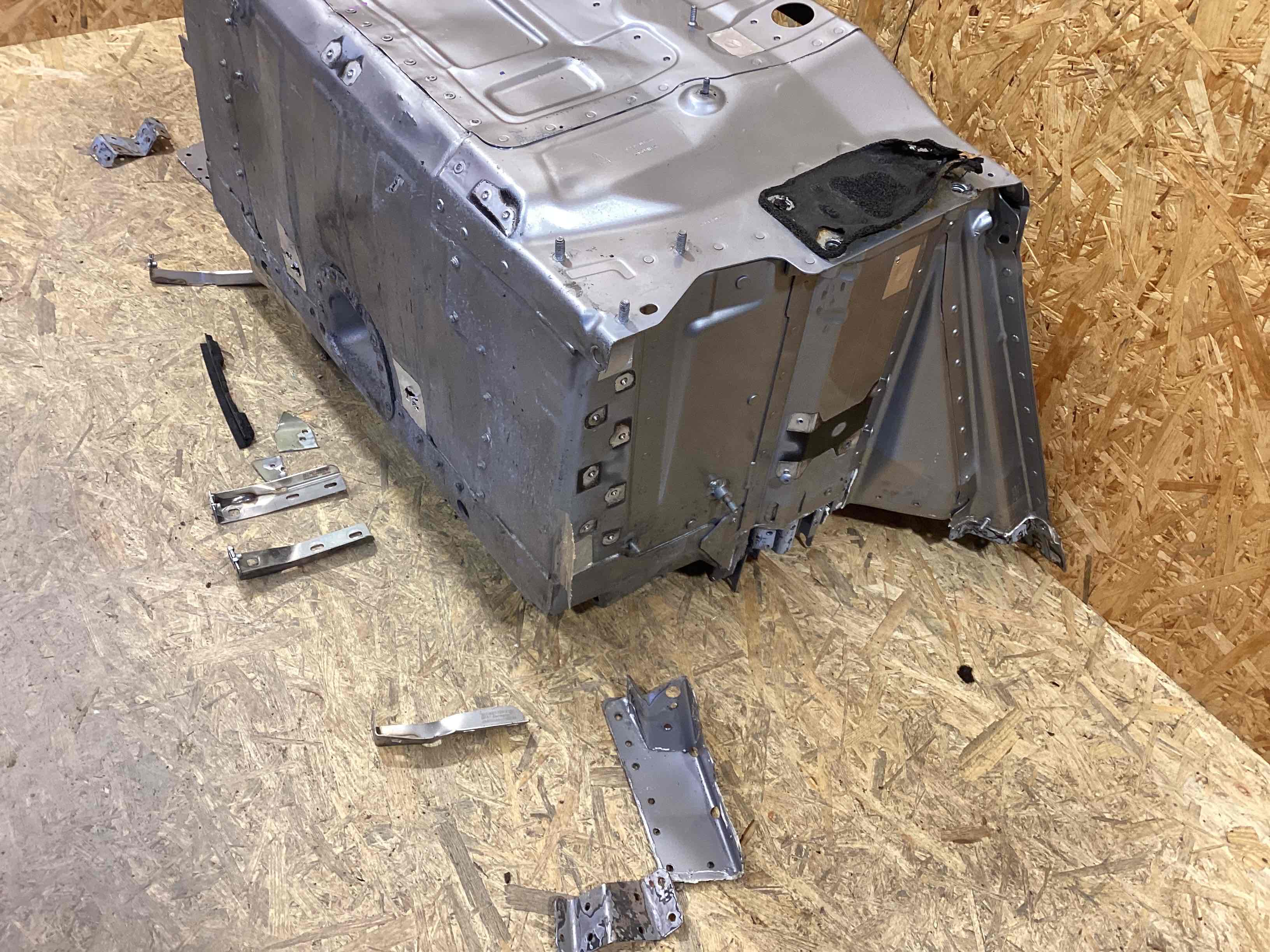 Передняя панель крепления облицовки (телевизор) Porsche 911 270226-102