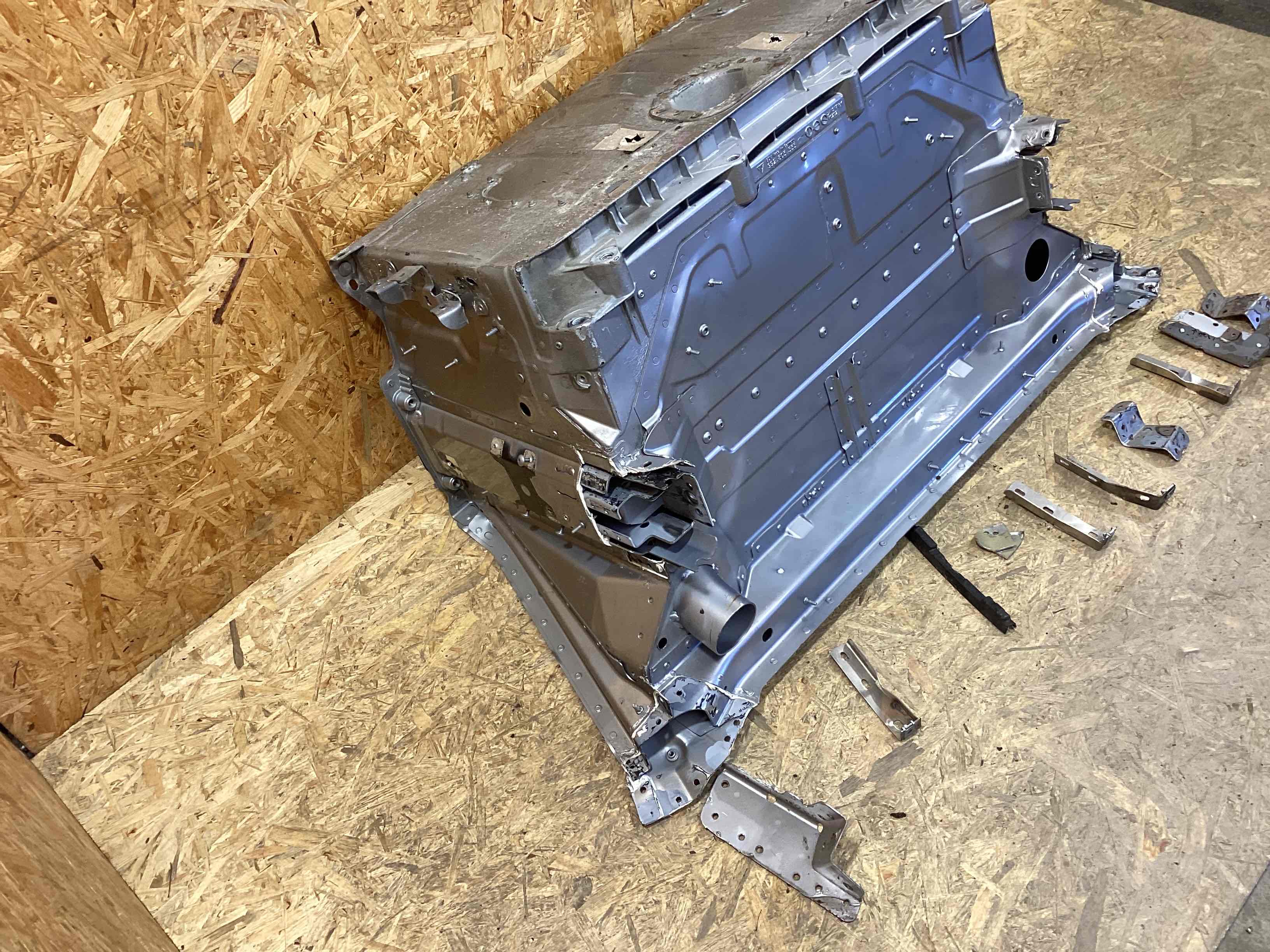 Передняя панель крепления облицовки (телевизор) Porsche 911 270226-102