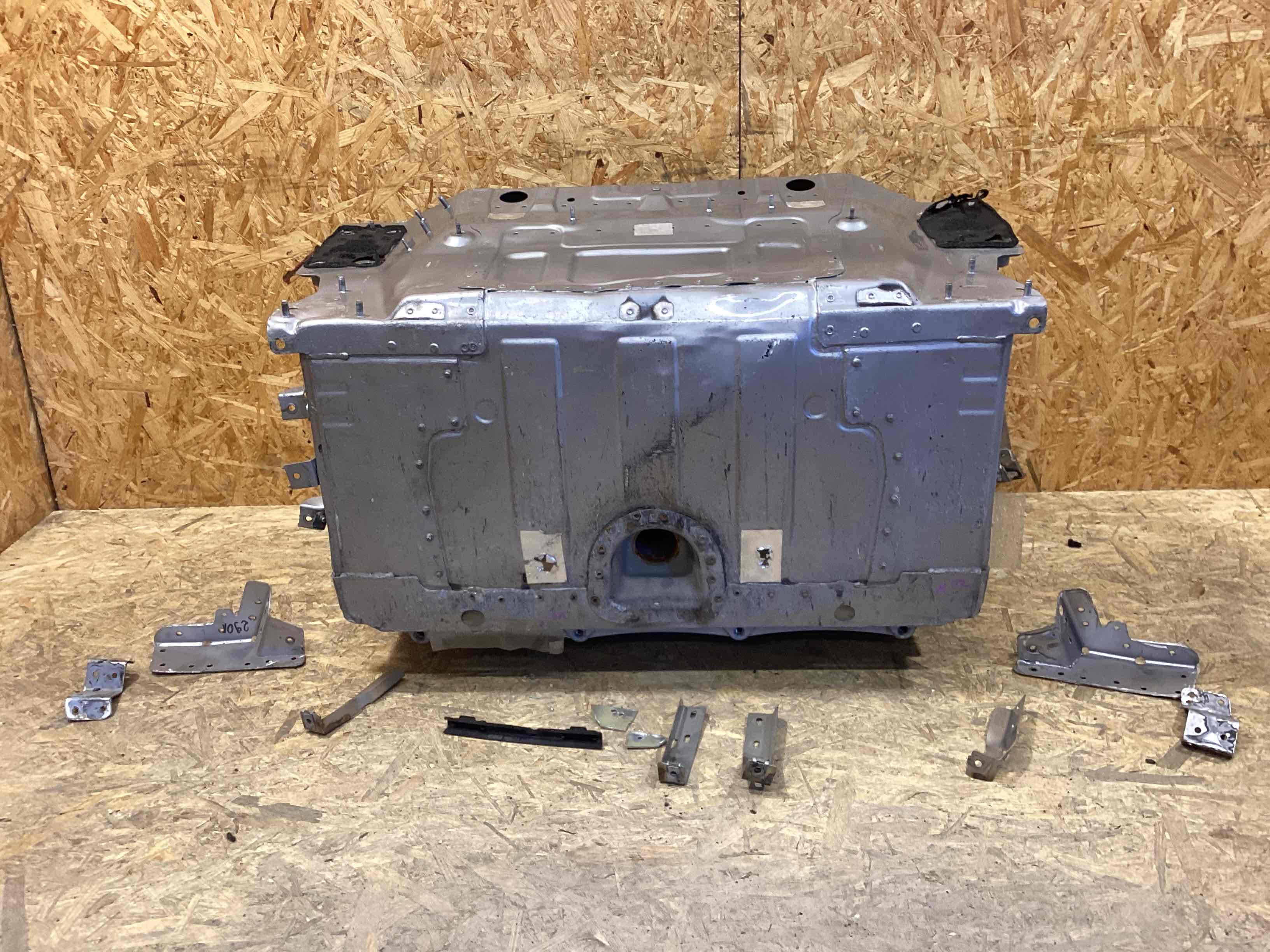 Передняя панель крепления облицовки (телевизор) Porsche 911 270226-102