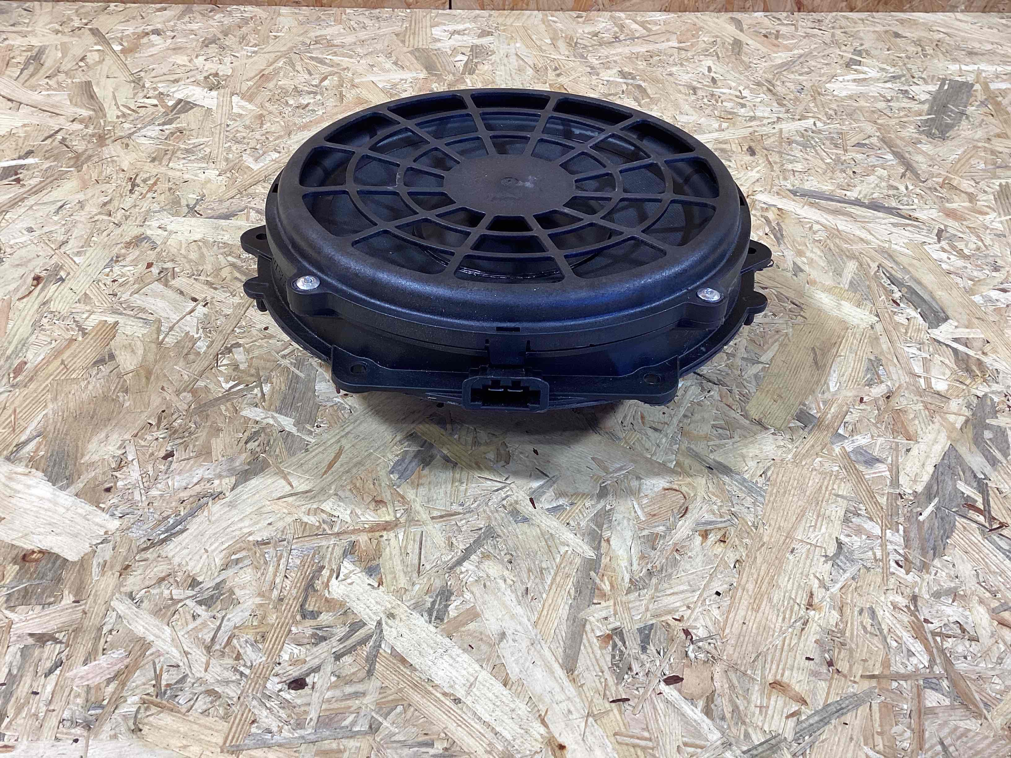 Динамик Porsche 911 270326-103