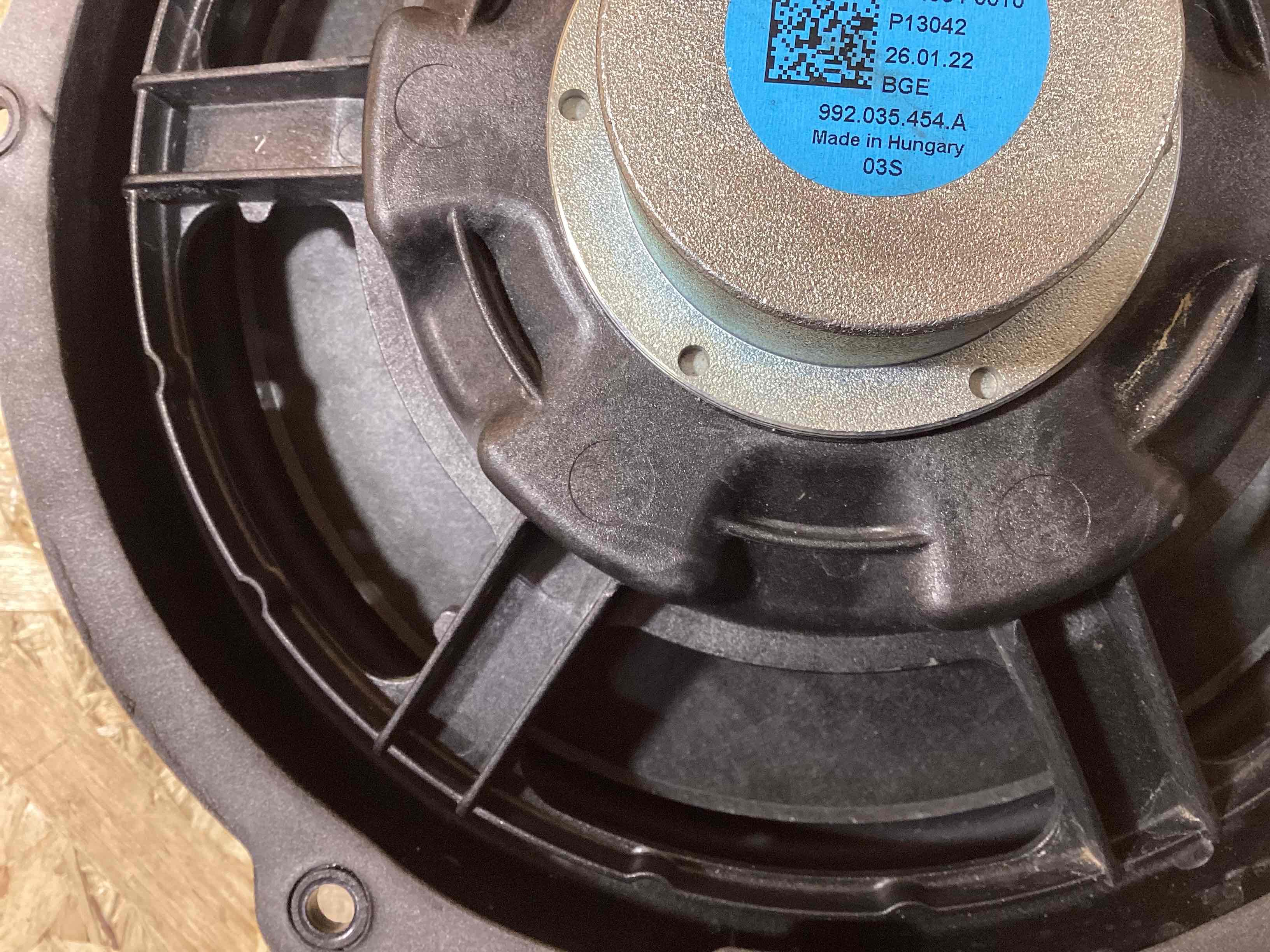 Динамик Porsche 911 270326-103