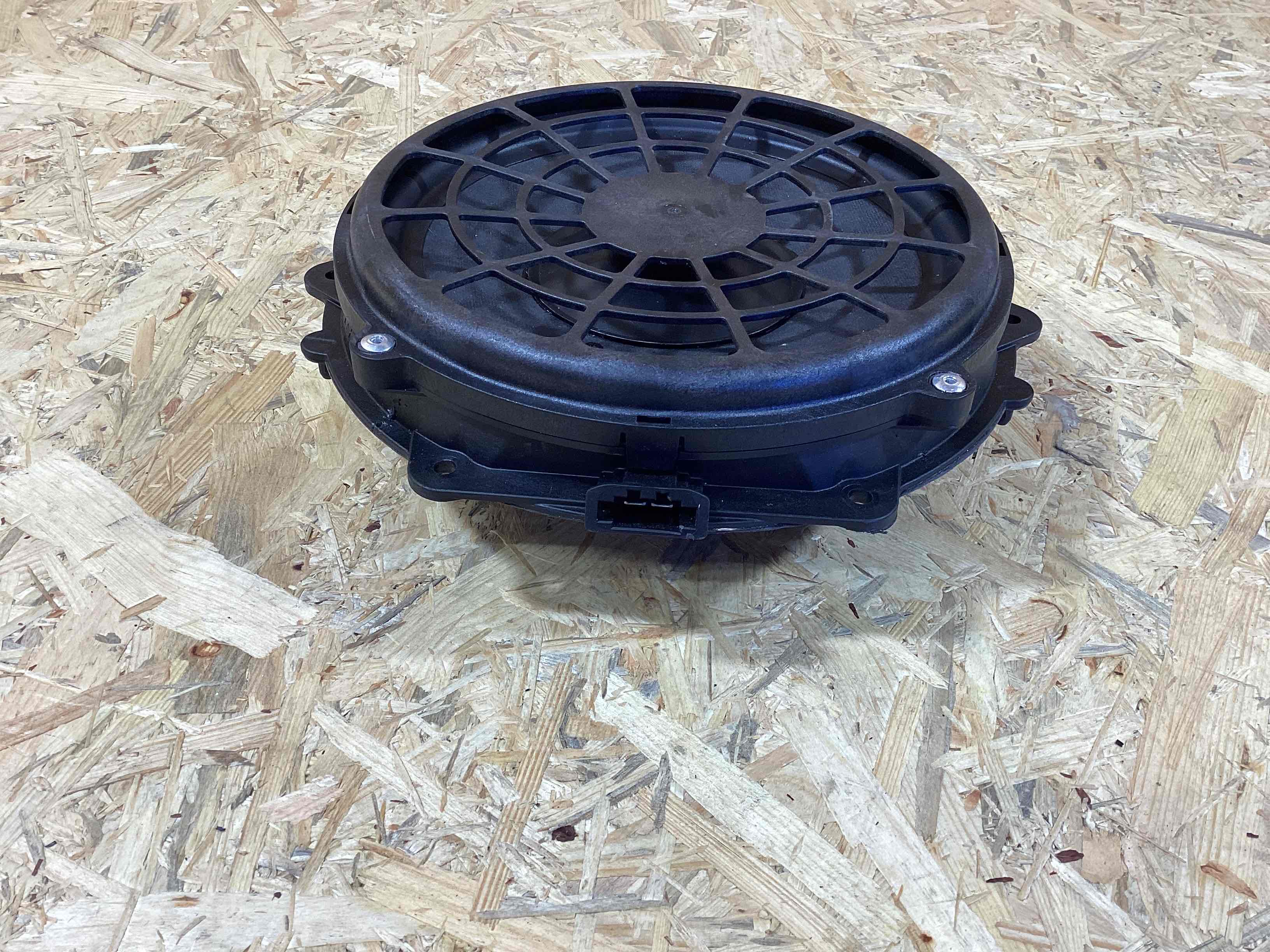 Динамик Porsche 911 270326-104