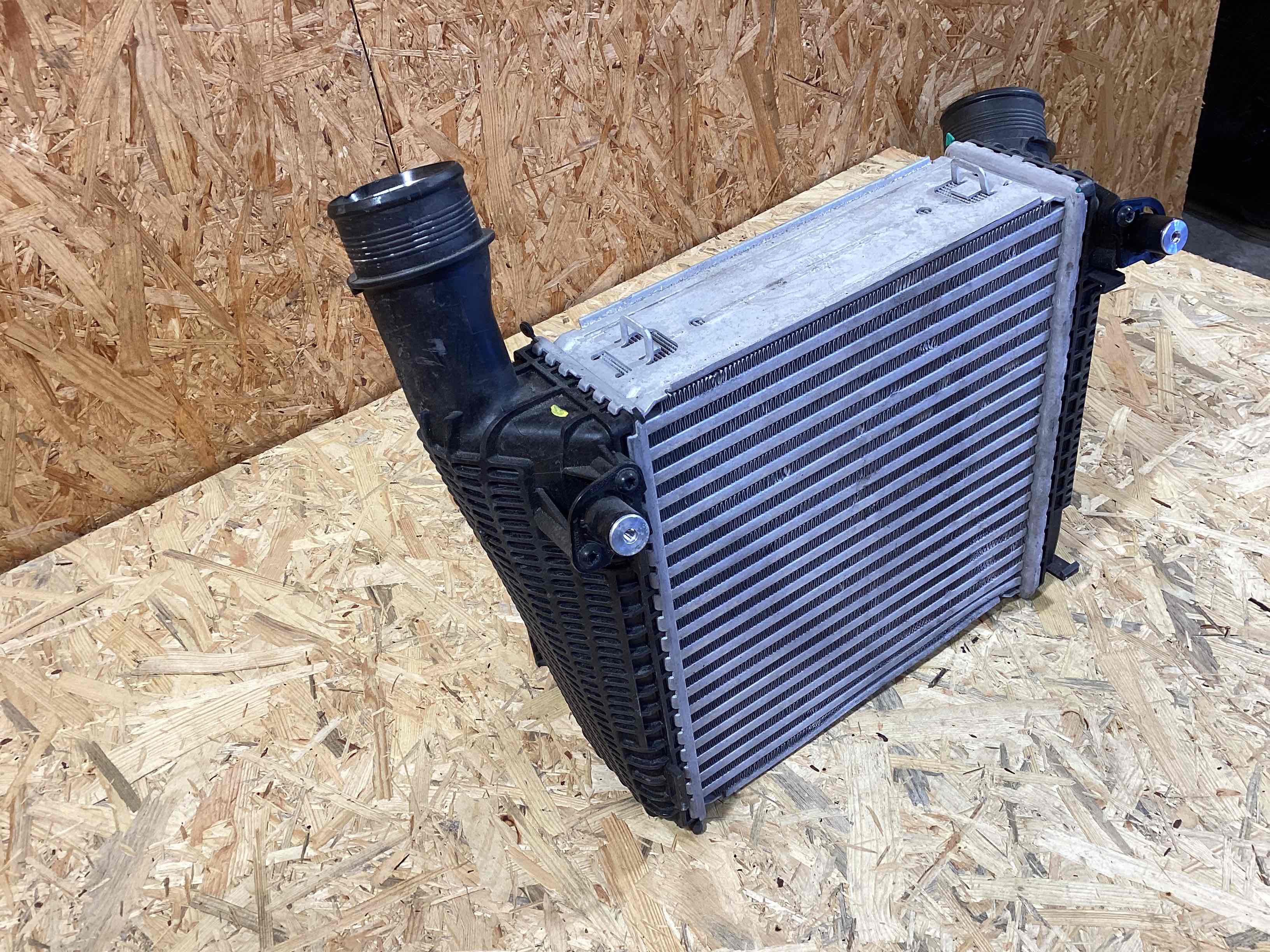 Интеркулер Porsche Panamera 270326-106