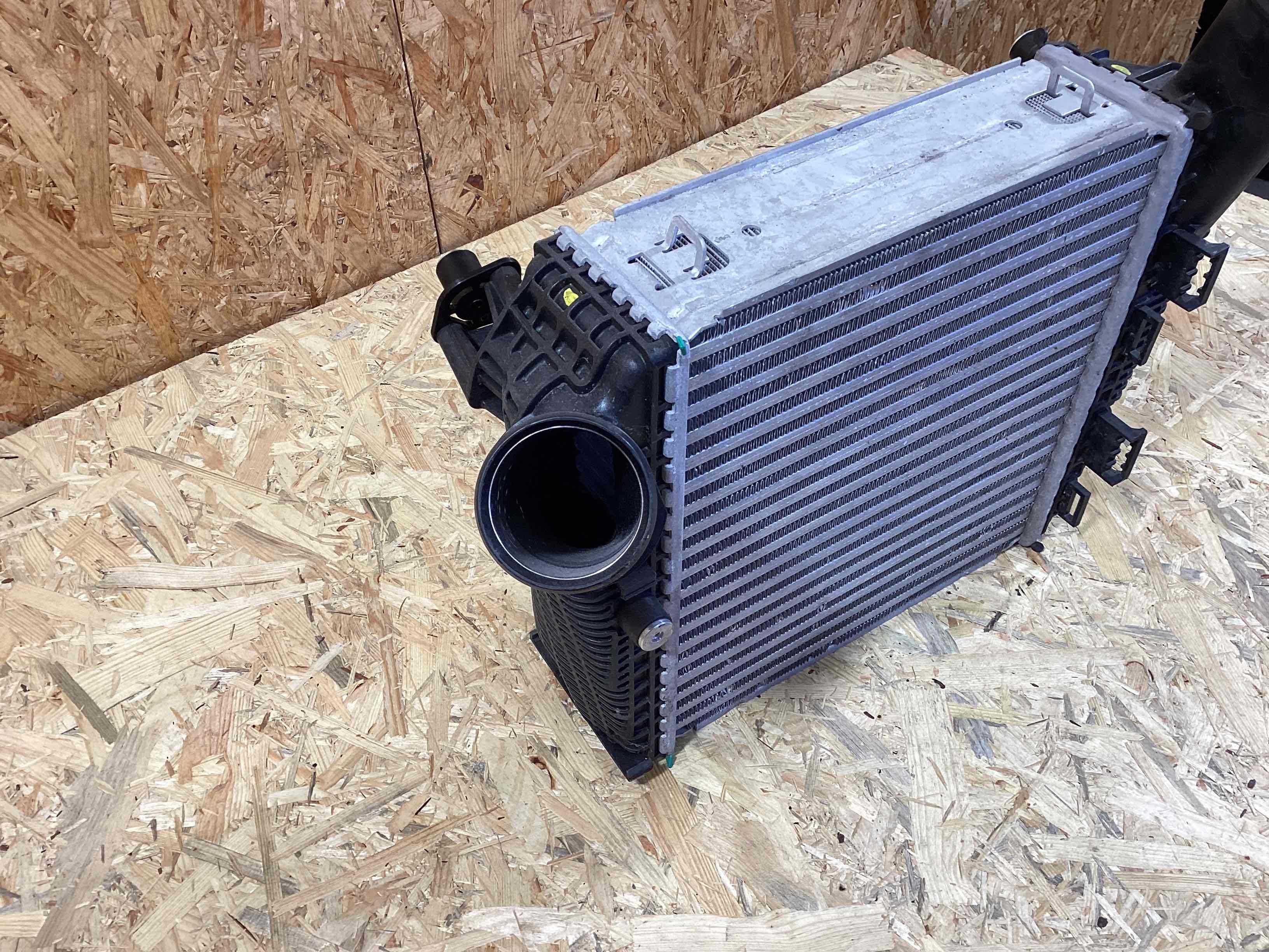 Интеркулер Porsche Panamera 270326-106