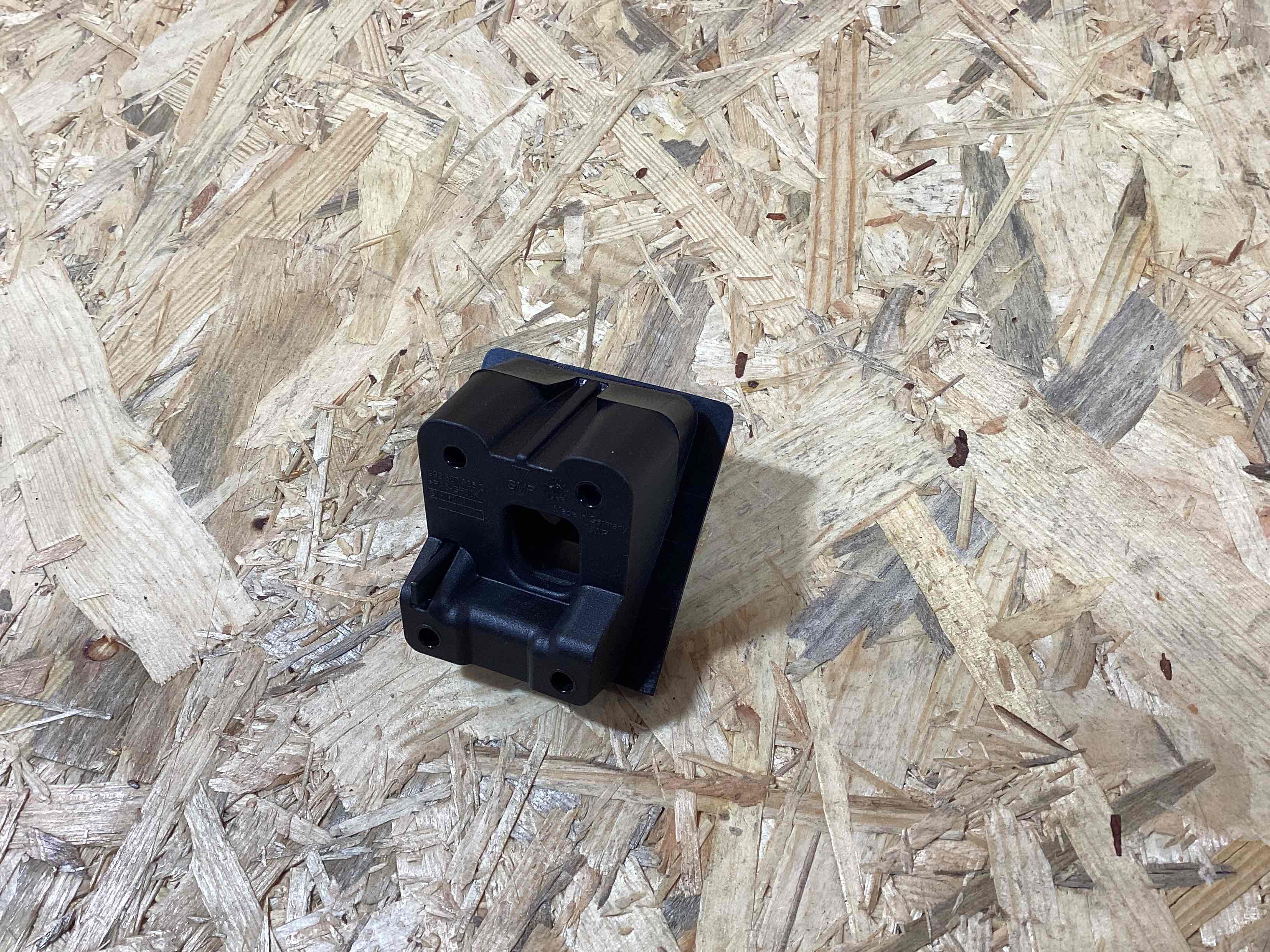 Камера, крепление камеры, корпус Porsche 911 270326-108